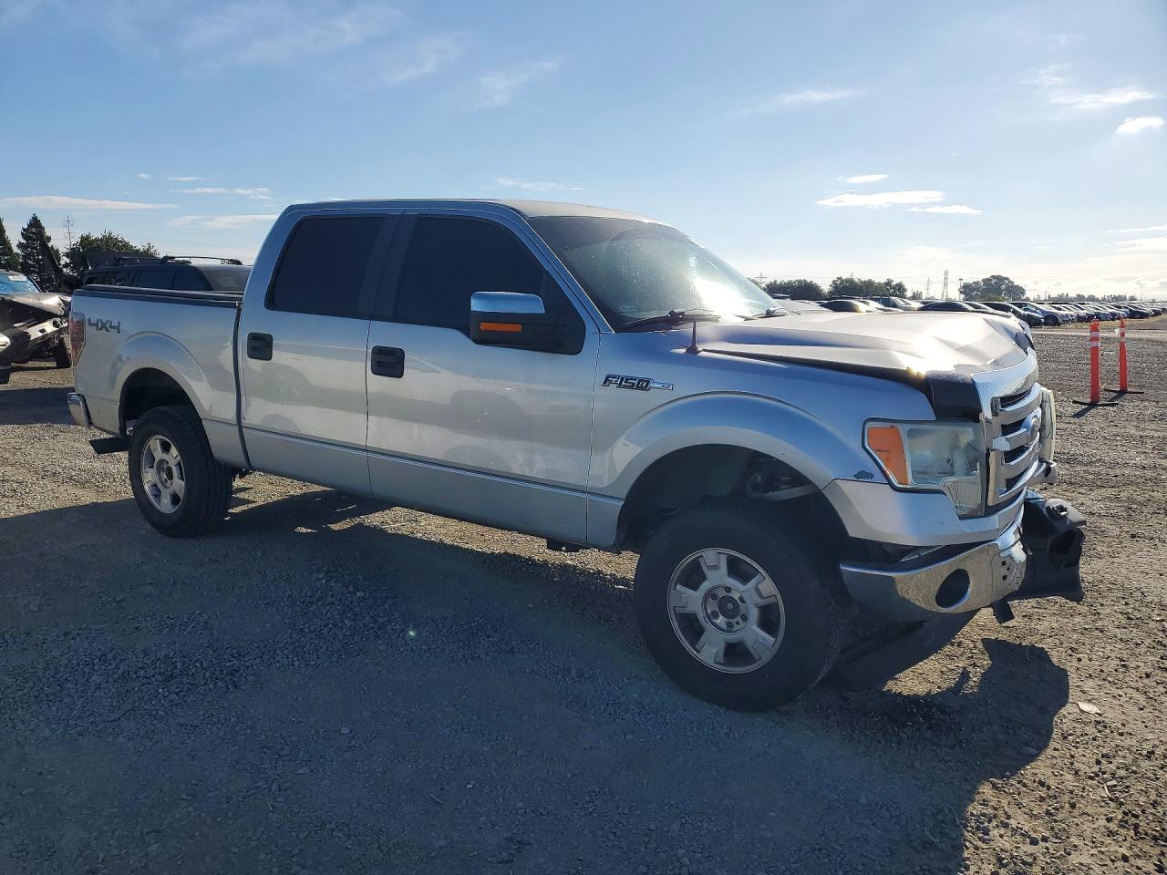 2011 Ford F150 Supercrew Silver vin: 1FTFW1EF1BKD21824