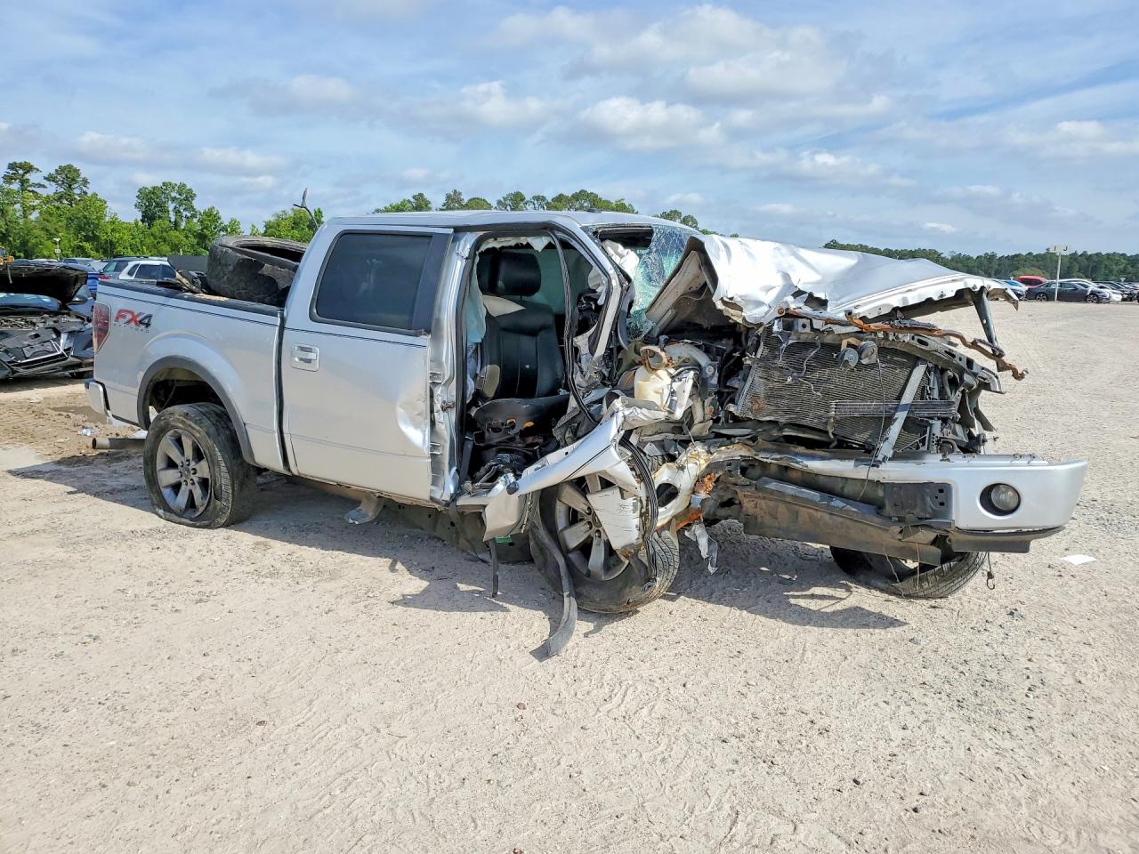 2012 Ford F150 Supercrew Silver vin: 1FTFW1EF1CFA23459
