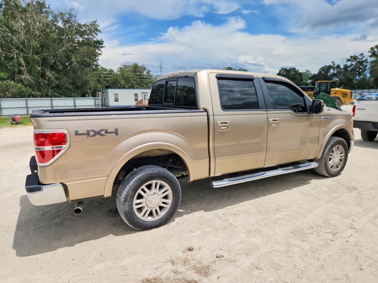 2013 Ford F150 Supercrew Gold vin: 1FTFW1EF1DFA58360