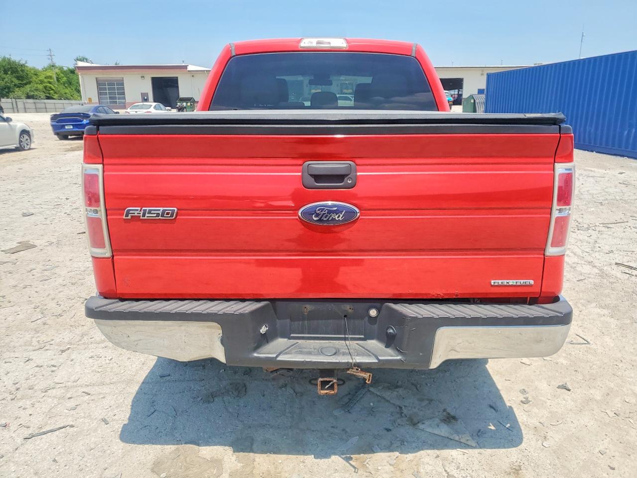 2013 Ford F150 Supercrew Red vin: 1FTFW1EF1DFB99784