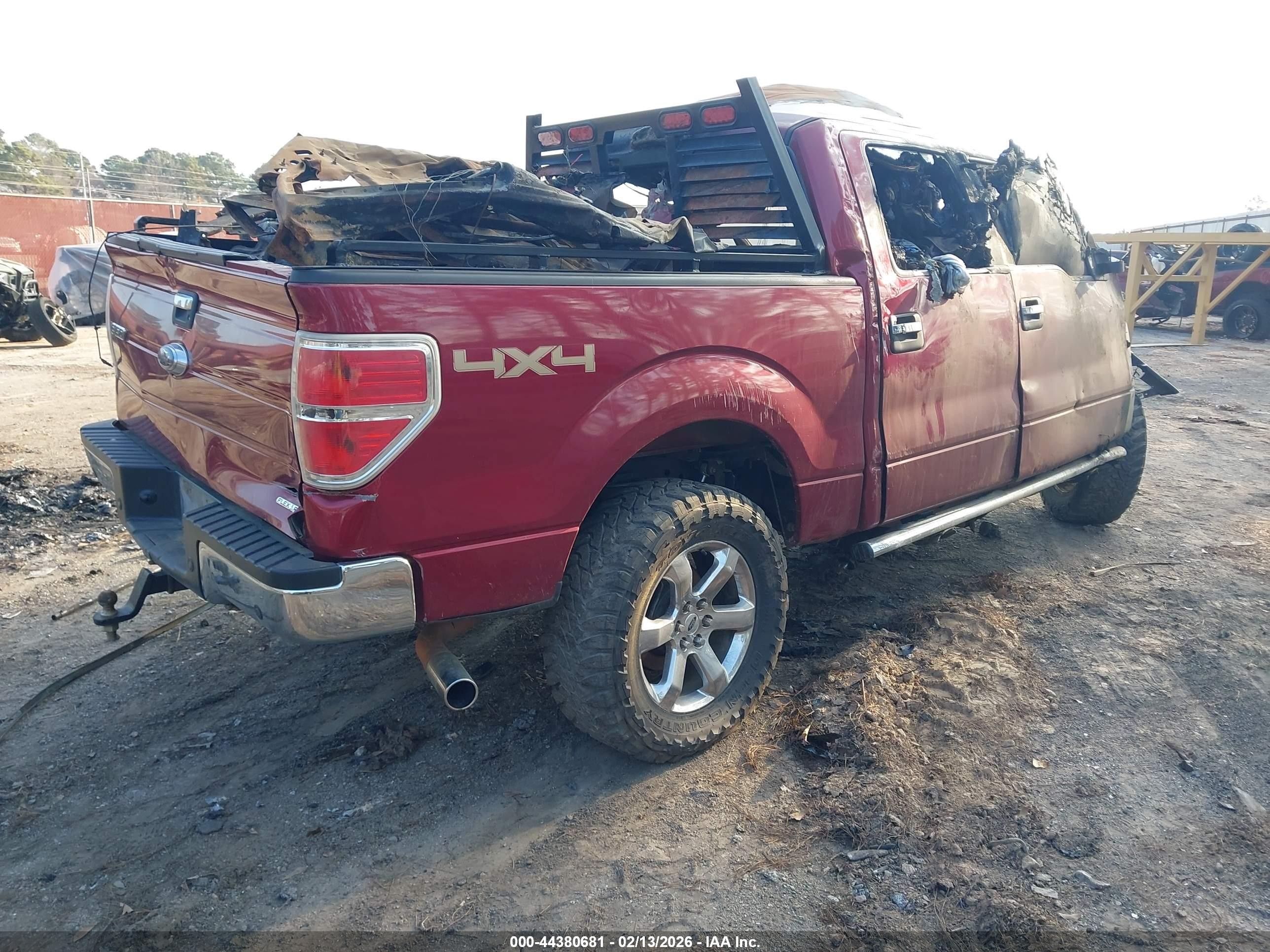 2013 Ford F-150 Xlt Red vin: 1FTFW1EF1DFD53040