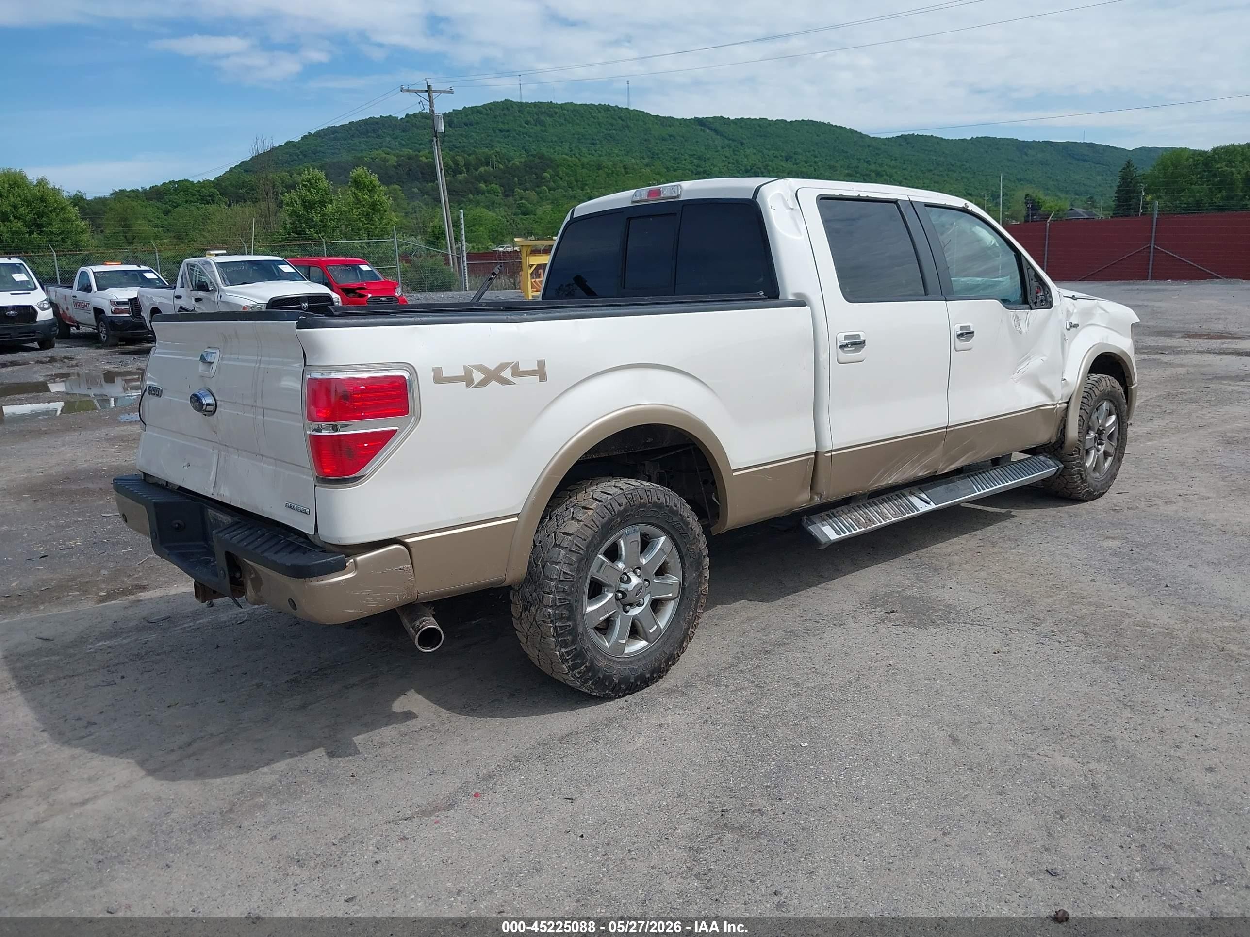 2014 Ford F-150 Lariat Белый vin: 1FTFW1EF1EFA89237