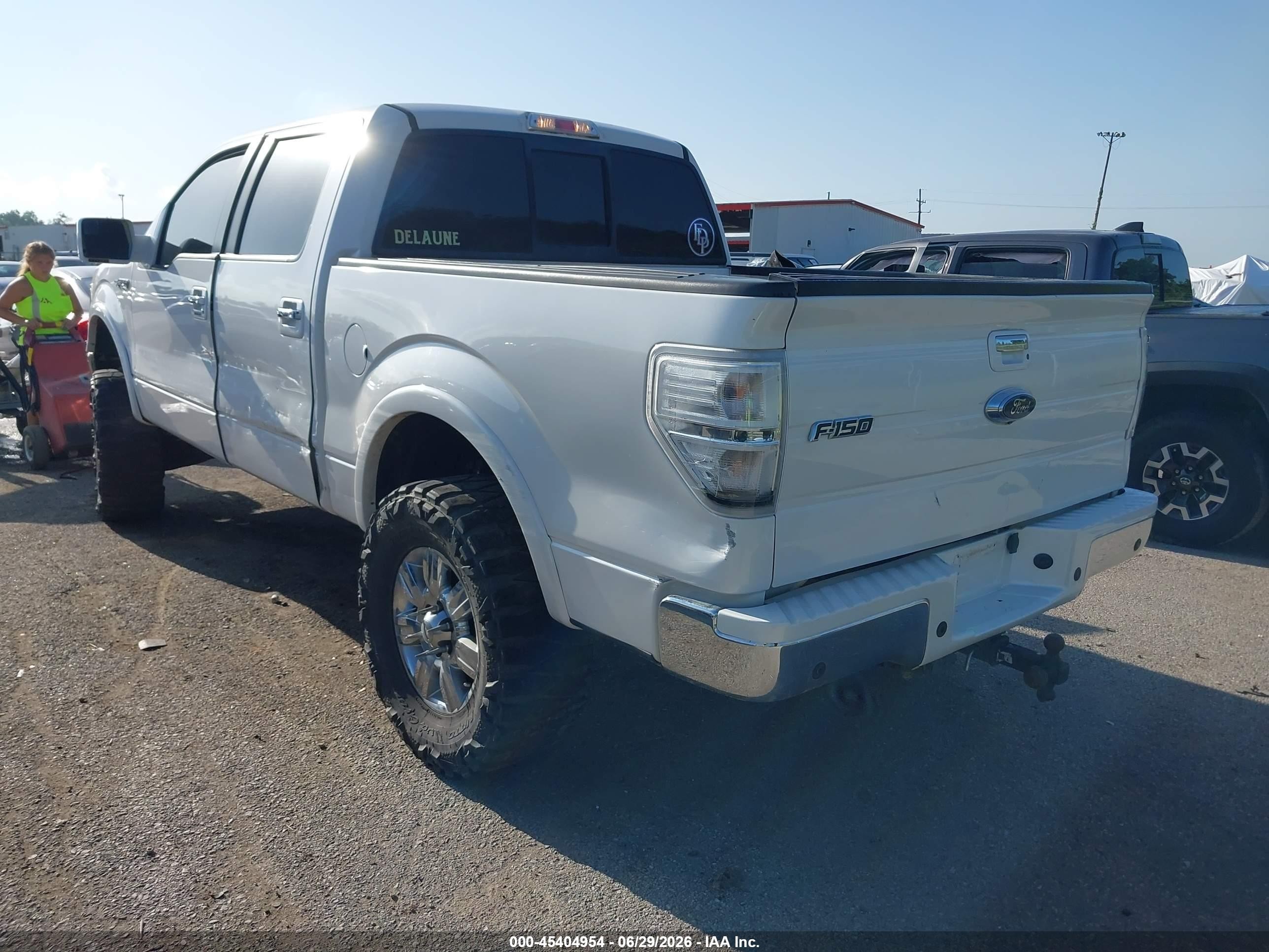 2014 Ford F-150 Lariat White vin: 1FTFW1EF1EFC46152