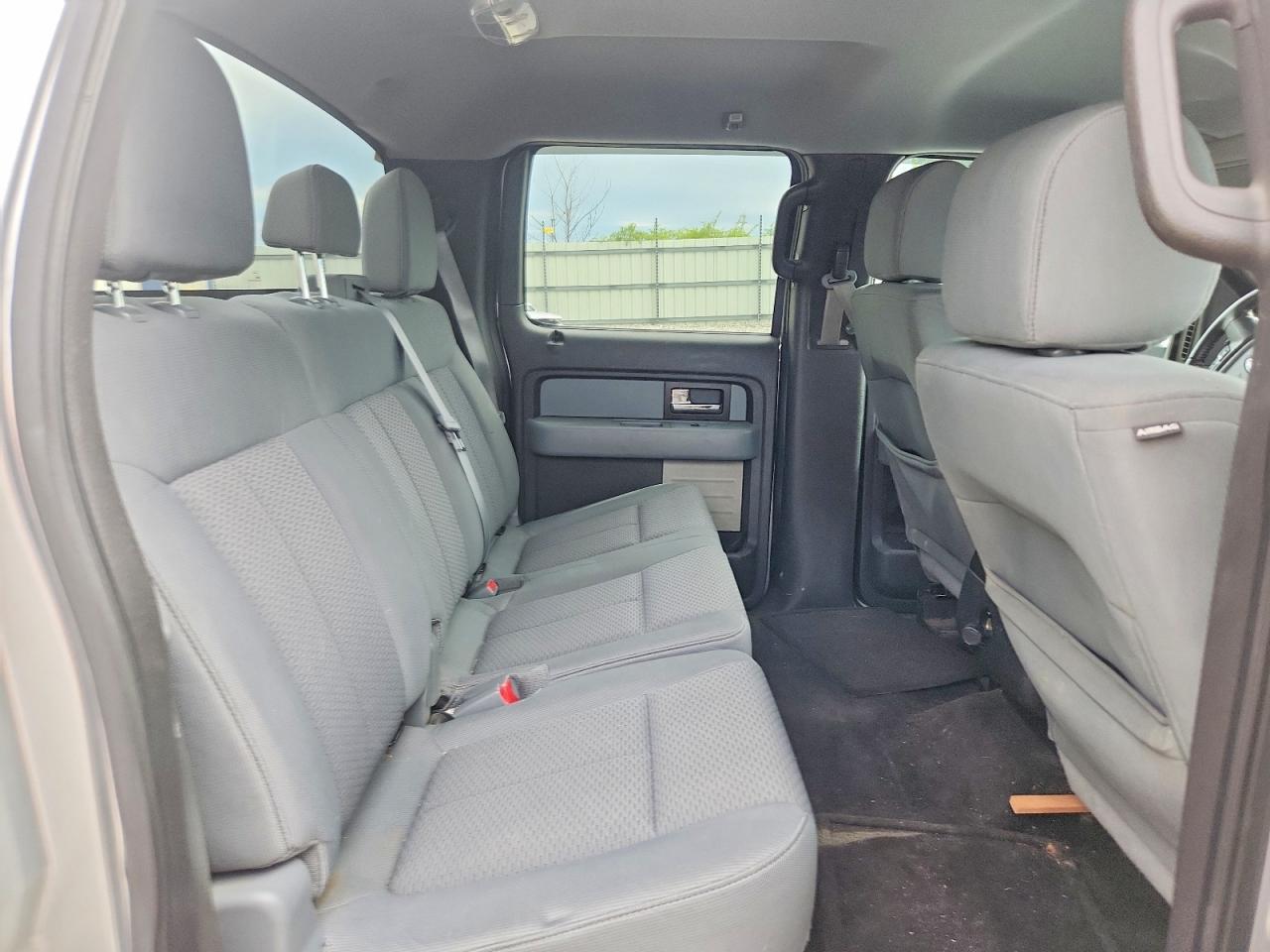 2014 Ford F150 Supercrew Silver vin: 1FTFW1EF1EFC56583