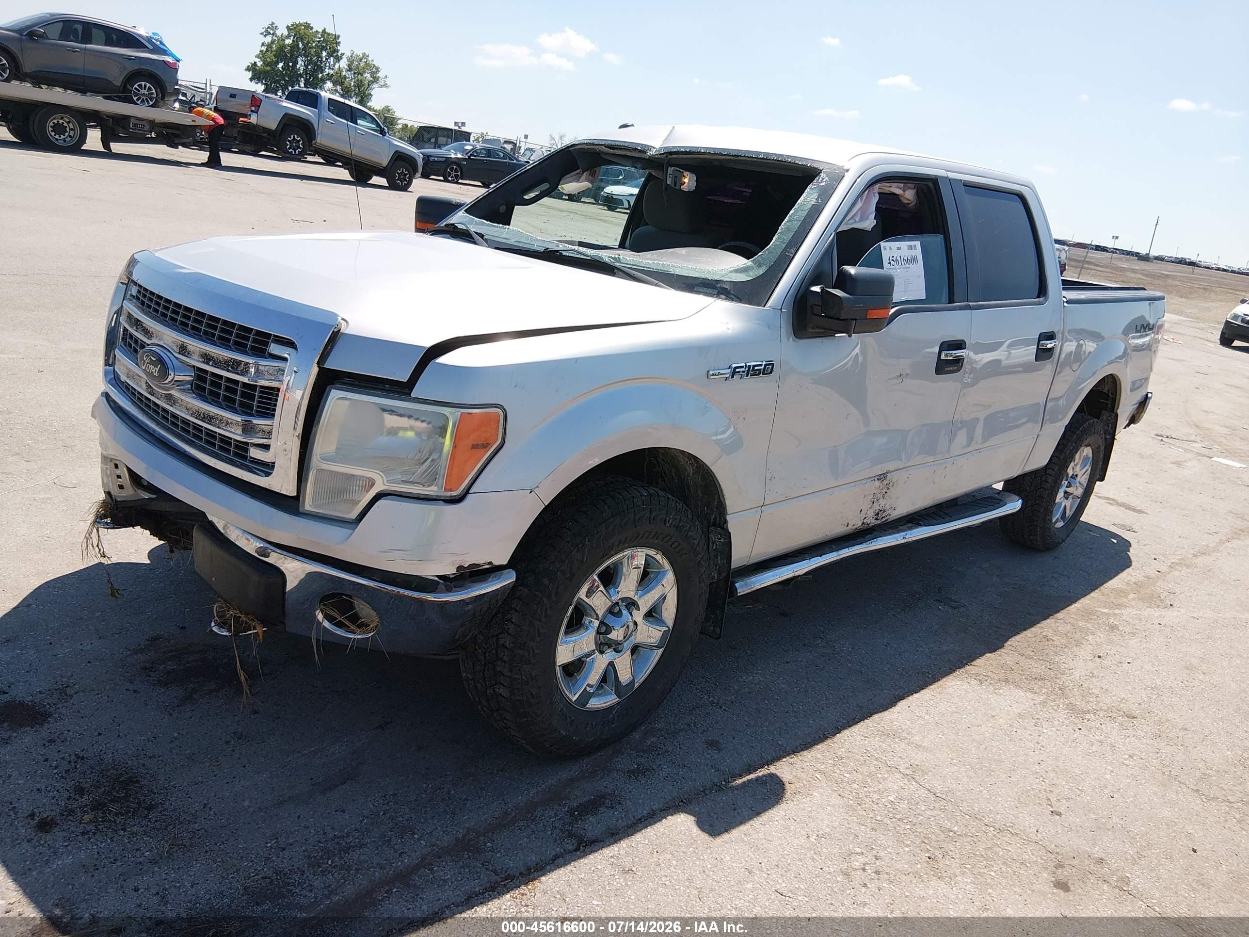 2014 Ford F-150 Xlt Silver vin: 1FTFW1EF1EFC74307
