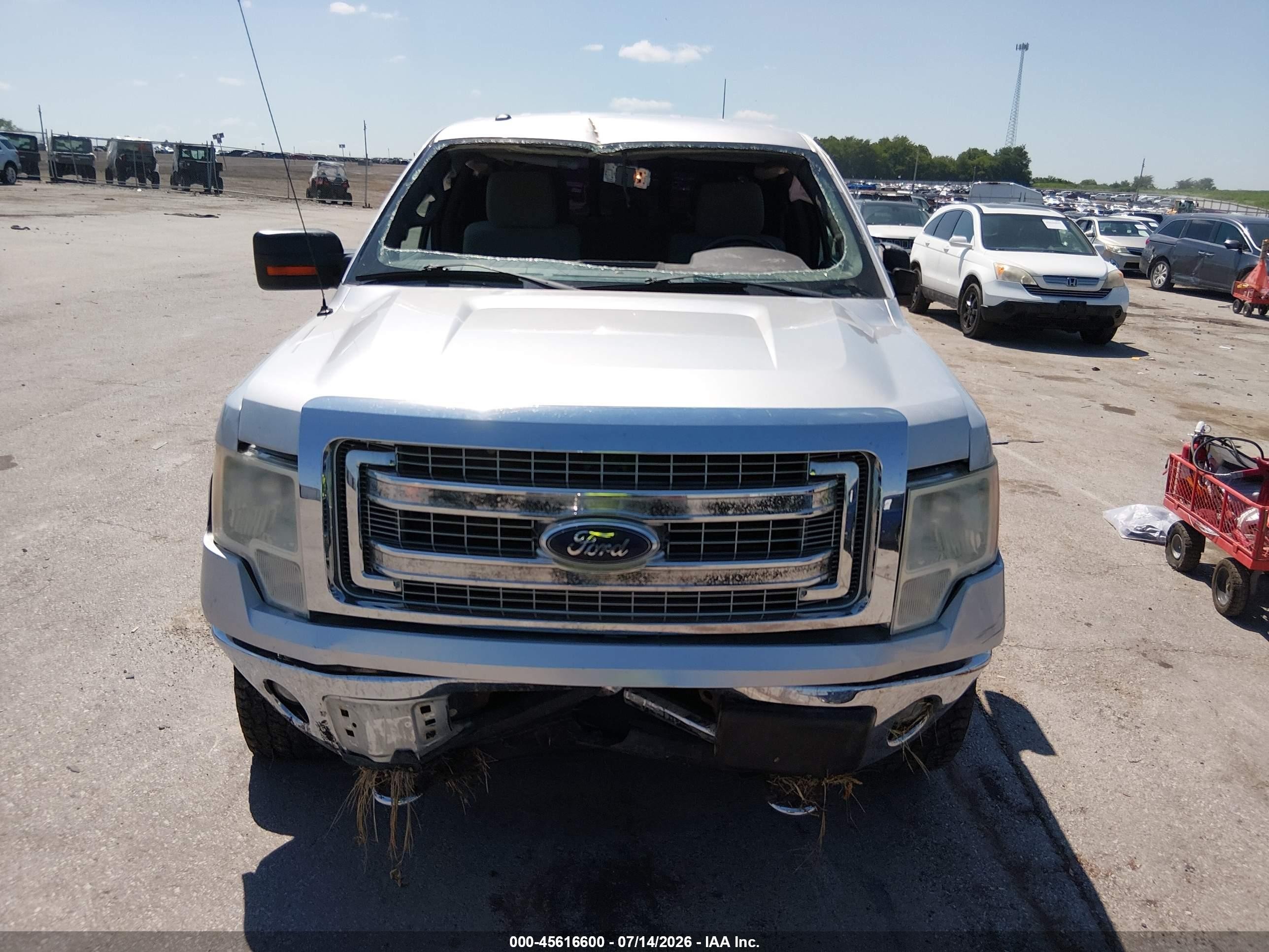 2014 Ford F-150 Xlt Silver vin: 1FTFW1EF1EFC74307