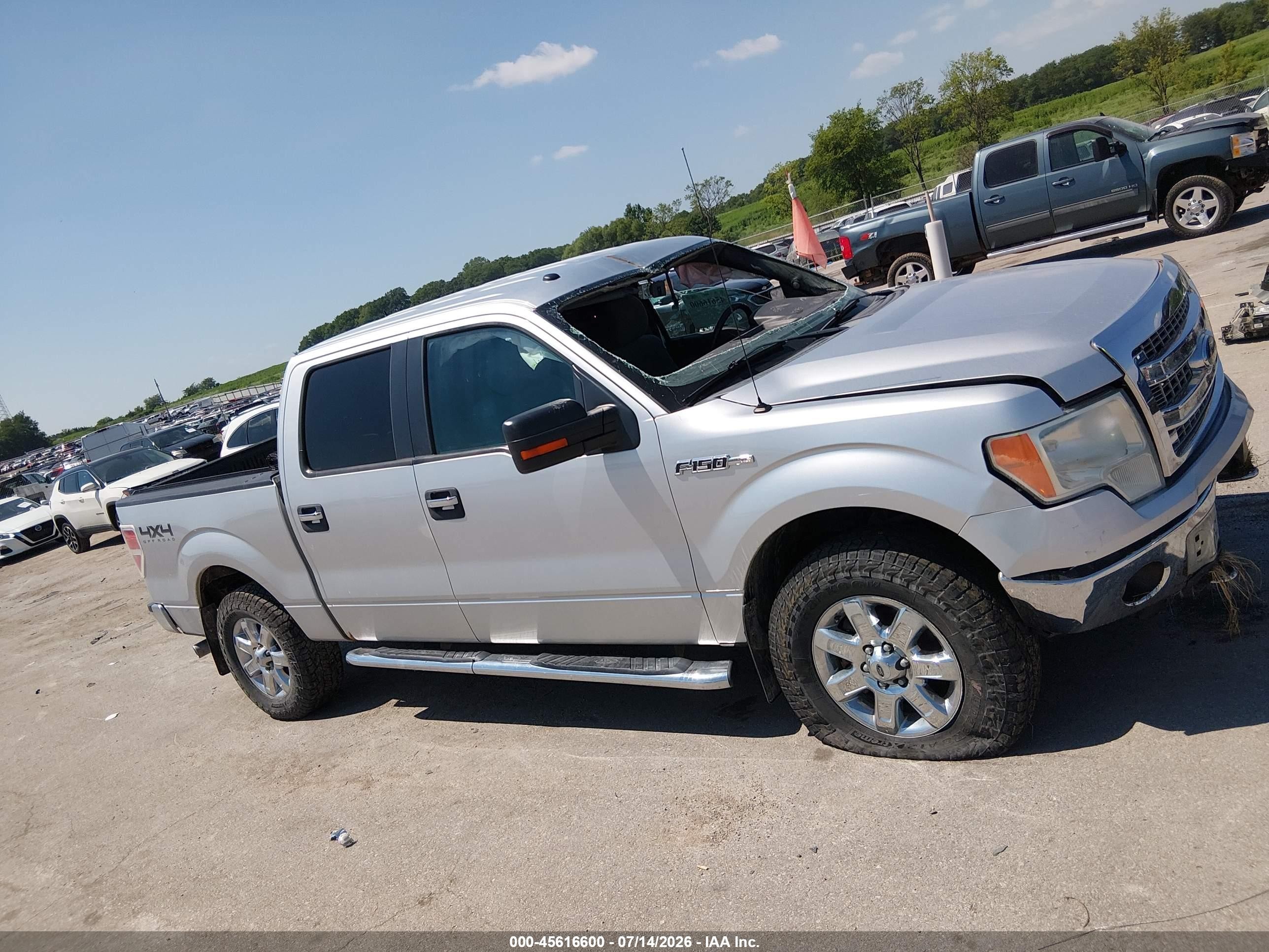 2014 Ford F-150 Xlt Silver vin: 1FTFW1EF1EFC74307