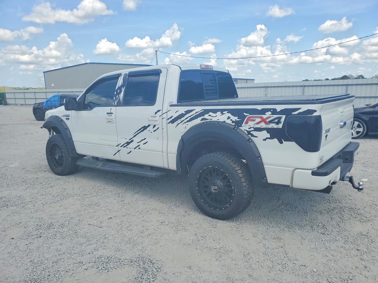 2014 Ford F150 Supercrew White vin: 1FTFW1EF1EFC77286