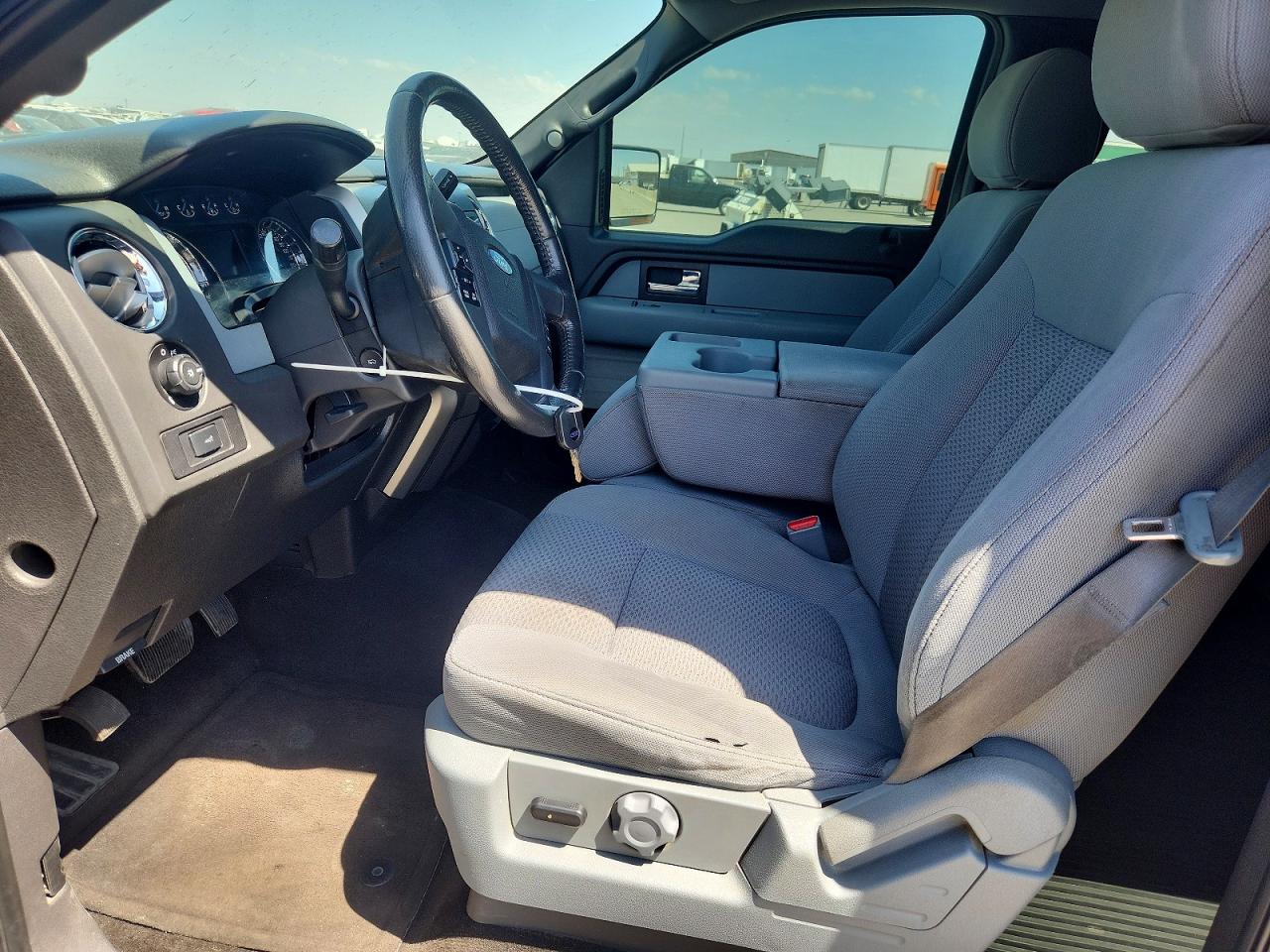 2014 Ford F150 Supercrew Black vin: 1FTFW1EF1EKD51975