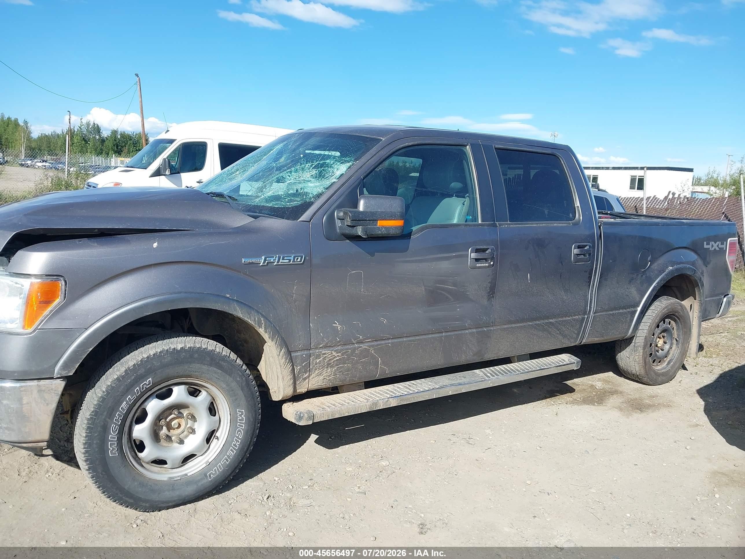2014 Ford F-150 Lariat Gray vin: 1FTFW1EF1EKD77461