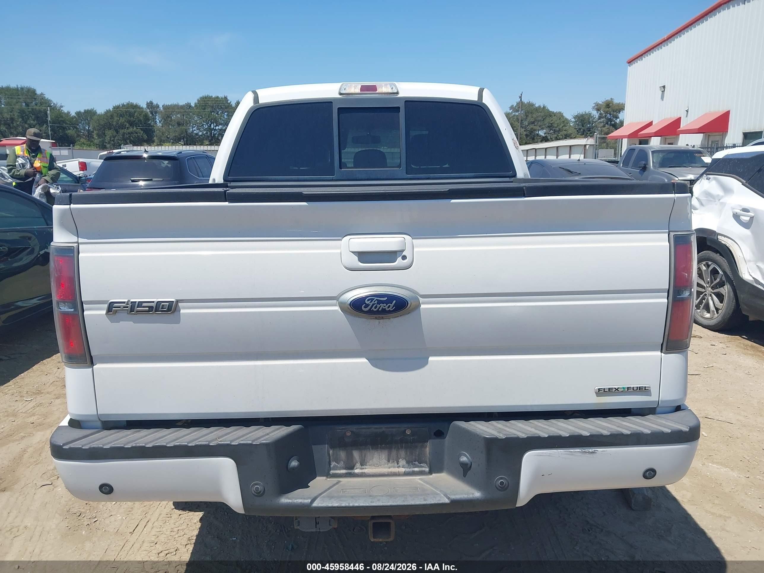 2014 Ford F-150 Fx4 White vin: 1FTFW1EF1EKE06232