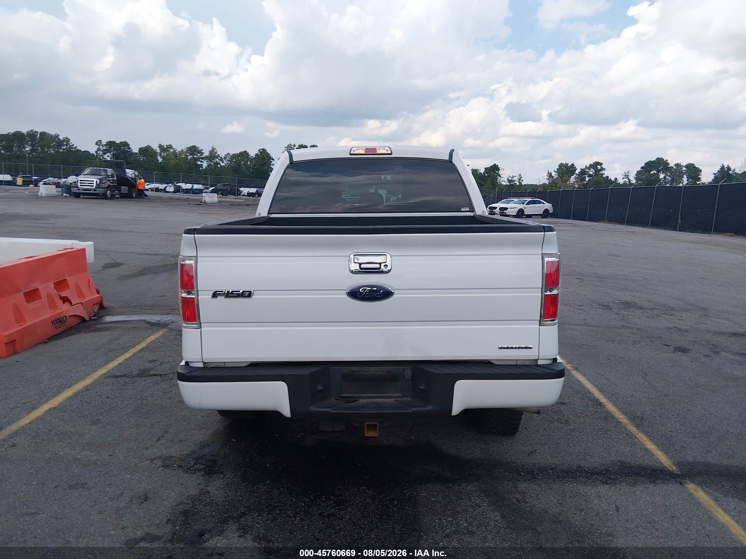 2014 Ford F-150 Stx White vin: 1FTFW1EF1EKF23115