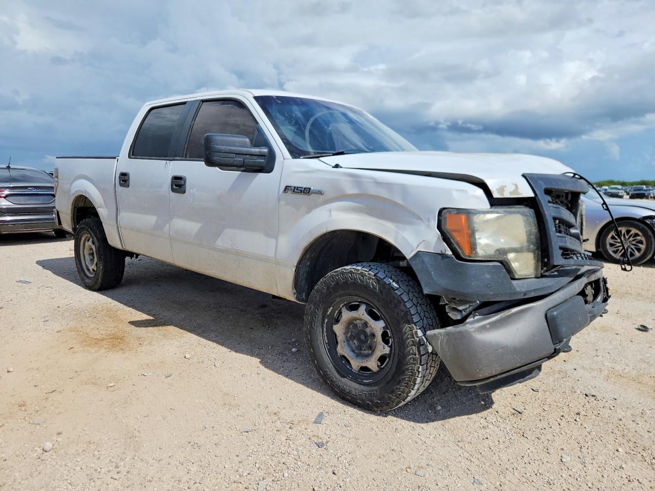 2014 Ford F150 Supercrew White vin: 1FTFW1EF1EKG11145