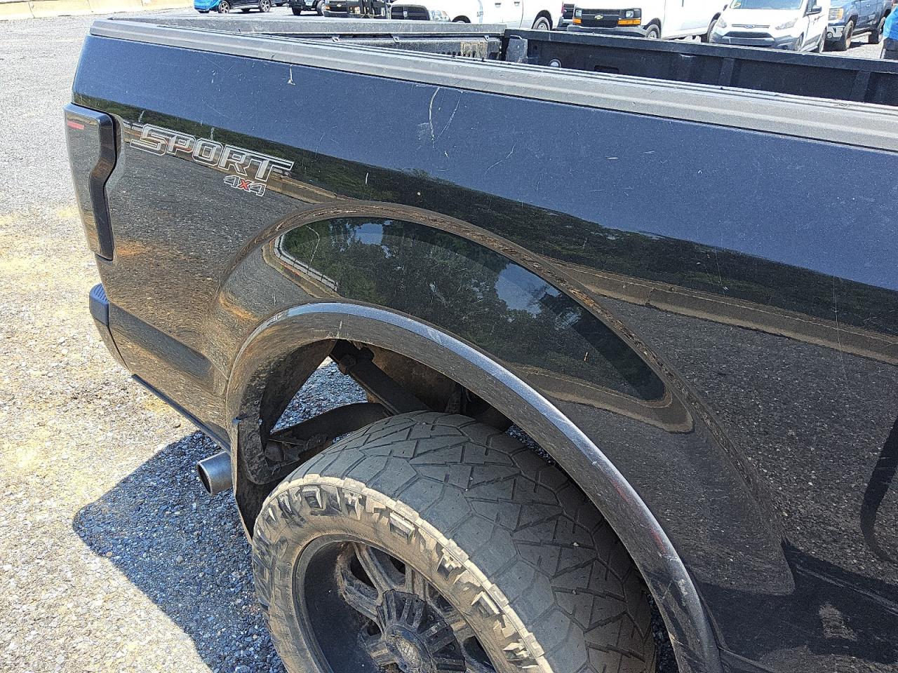 2015 Ford F150 Supercrew Black vin: 1FTFW1EF1FFC00158 Damage: Right Bed Side, Multiple Scratches Heavy, 4
