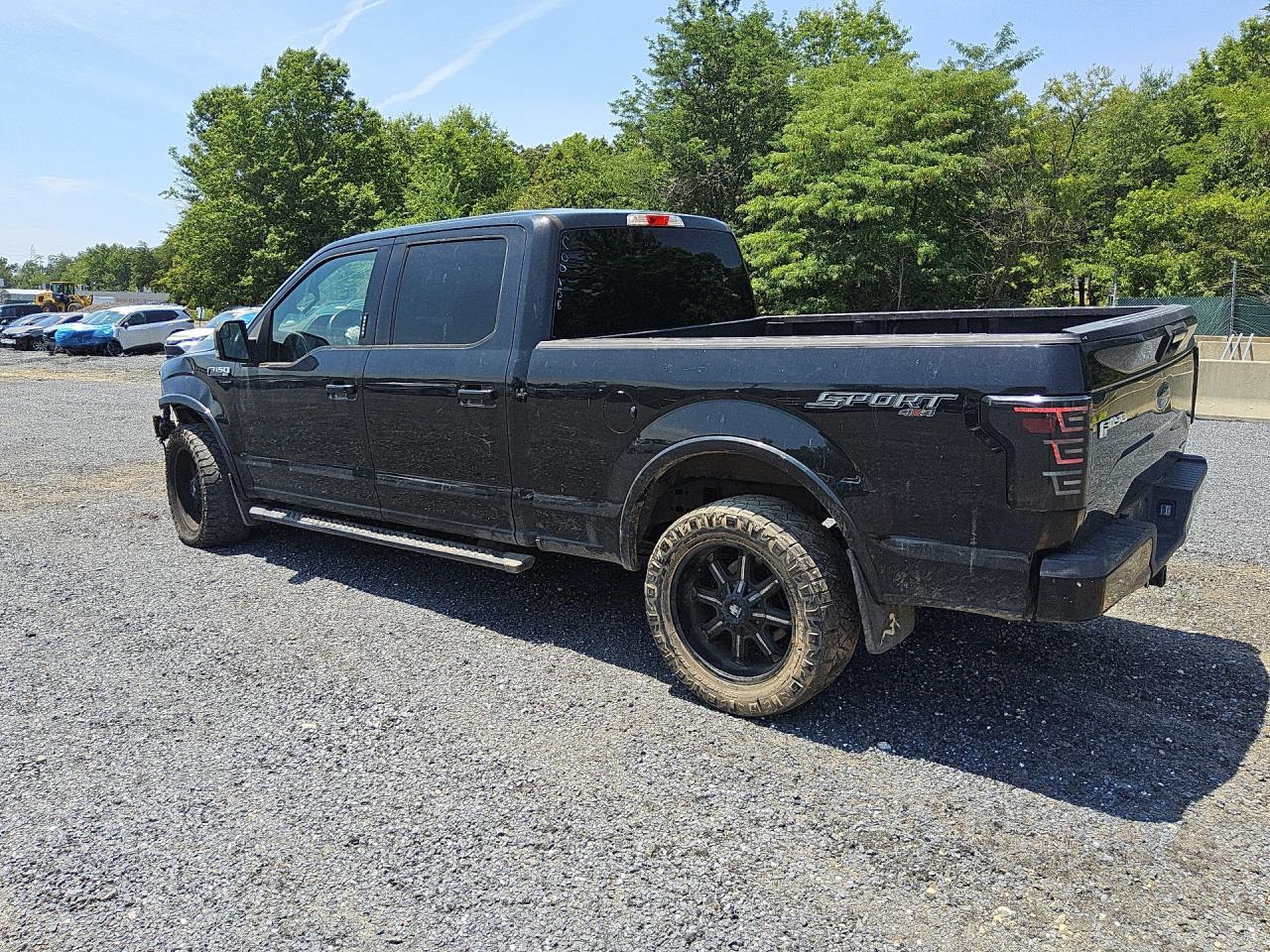 2015 Ford F150 Supercrew Black vin: 1FTFW1EF1FFC00158 Damage: Left Front Door, Multiple Scratches Heavy, 4