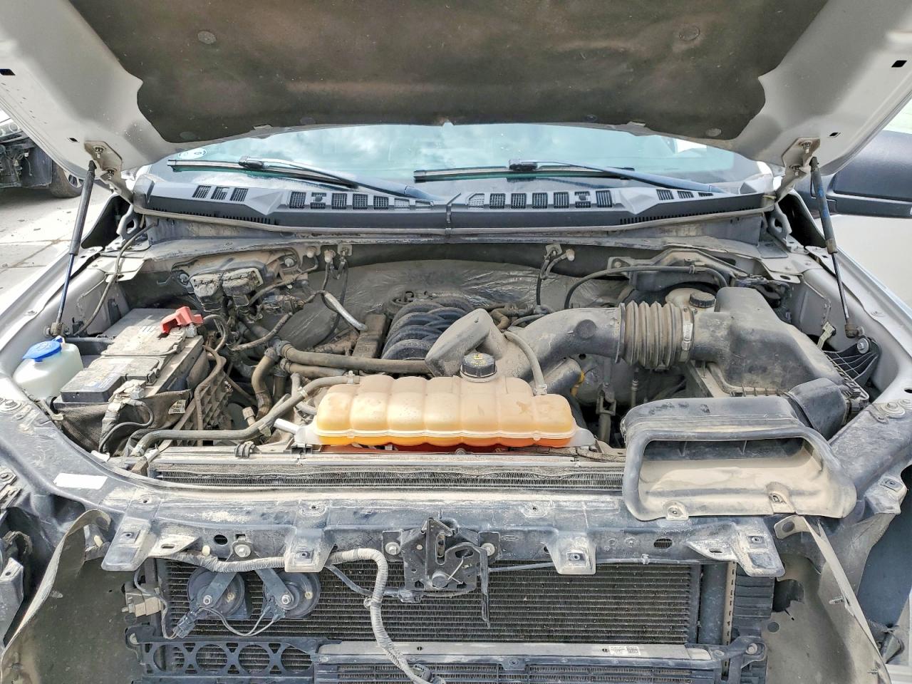 2016 Ford F150 Supercrew Серебряный vin: 1FTFW1EF1GKF50009