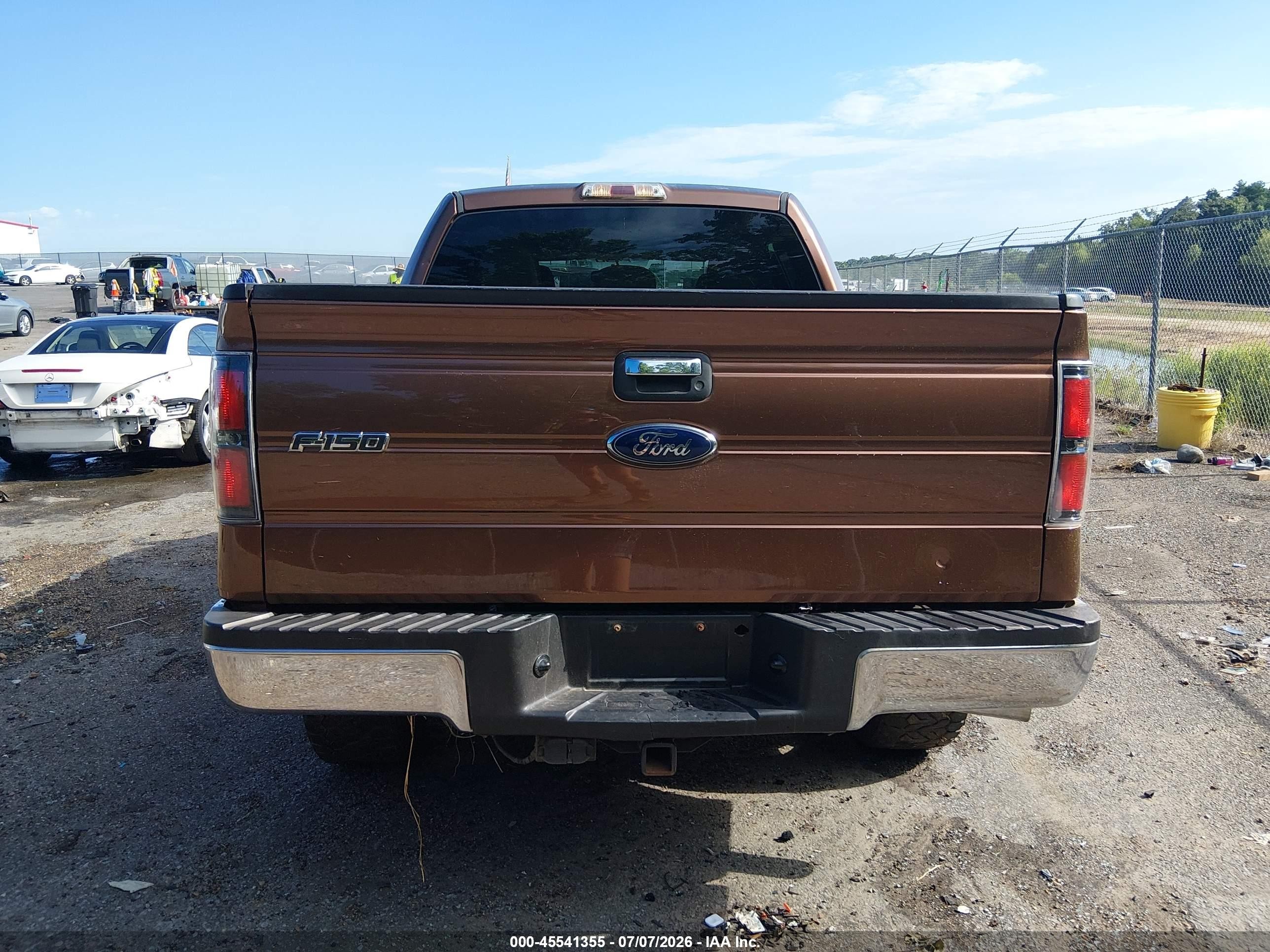 2011 Ford F-150 Xlt Brown vin: 1FTFW1EF2BFA56162