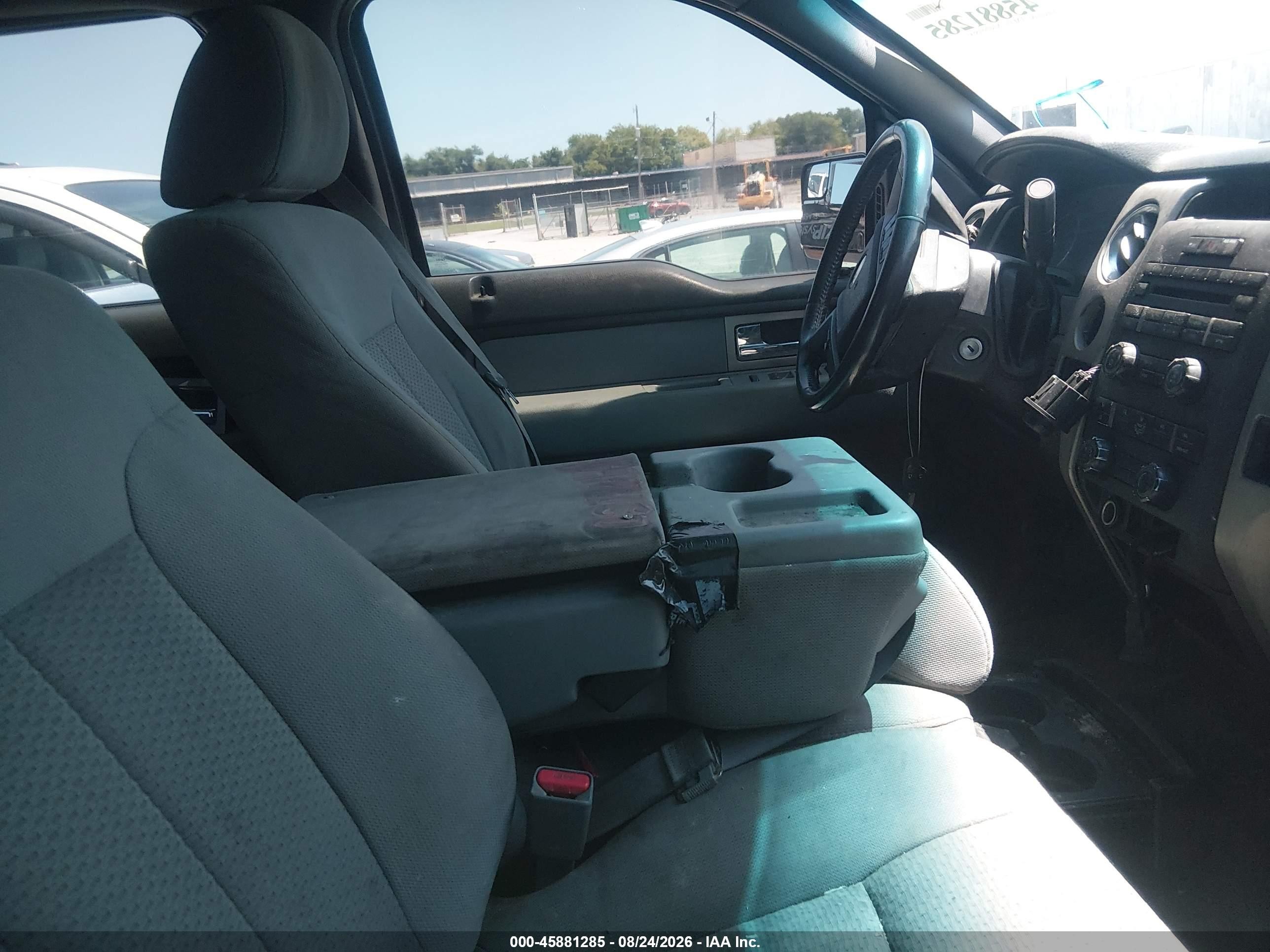 2011 Ford F-150 Xlt Silver vin: 1FTFW1EF2BFD02630