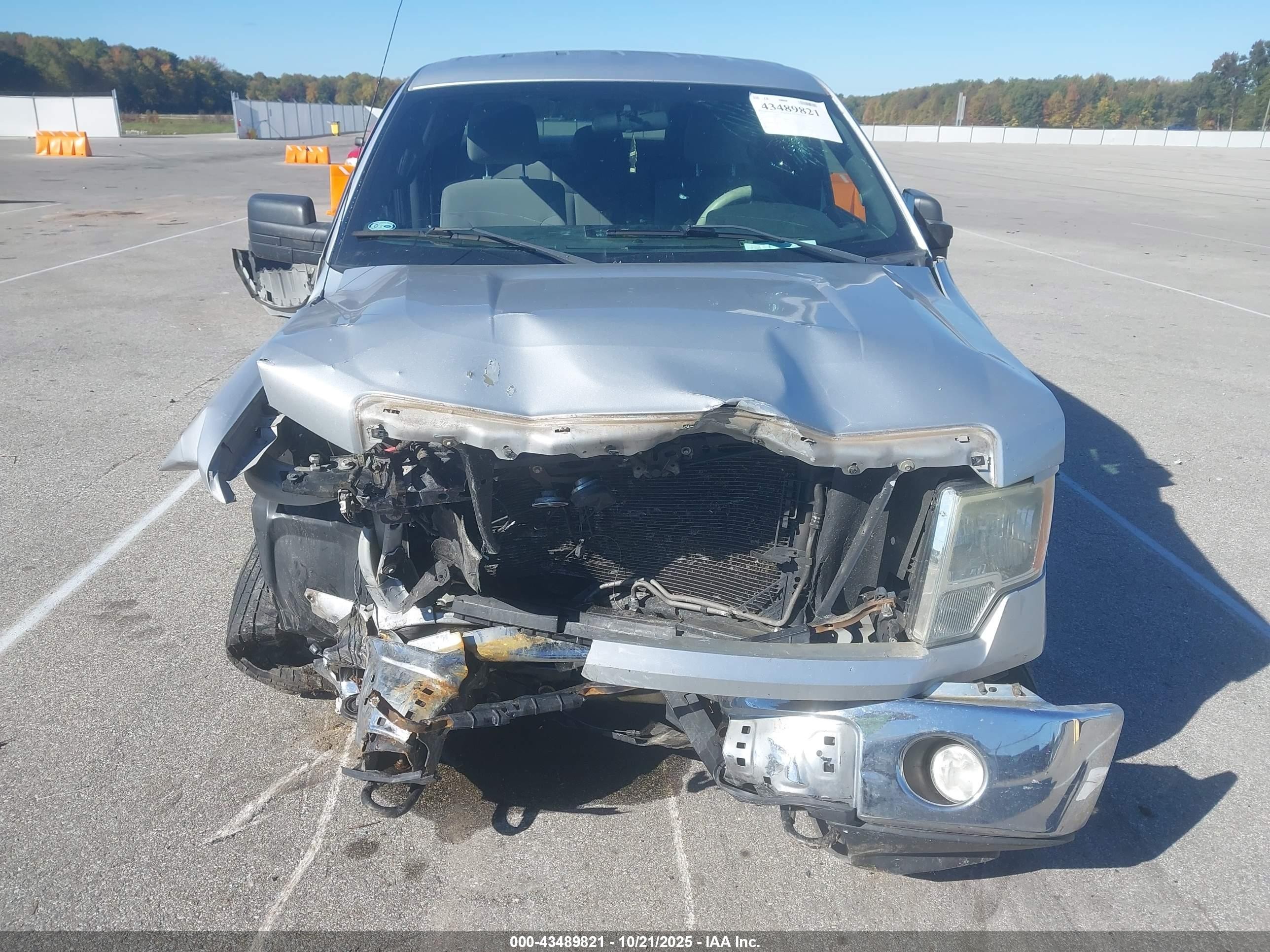 2012 Ford F-150 Xlt Silver vin: 1FTFW1EF2CKD11353