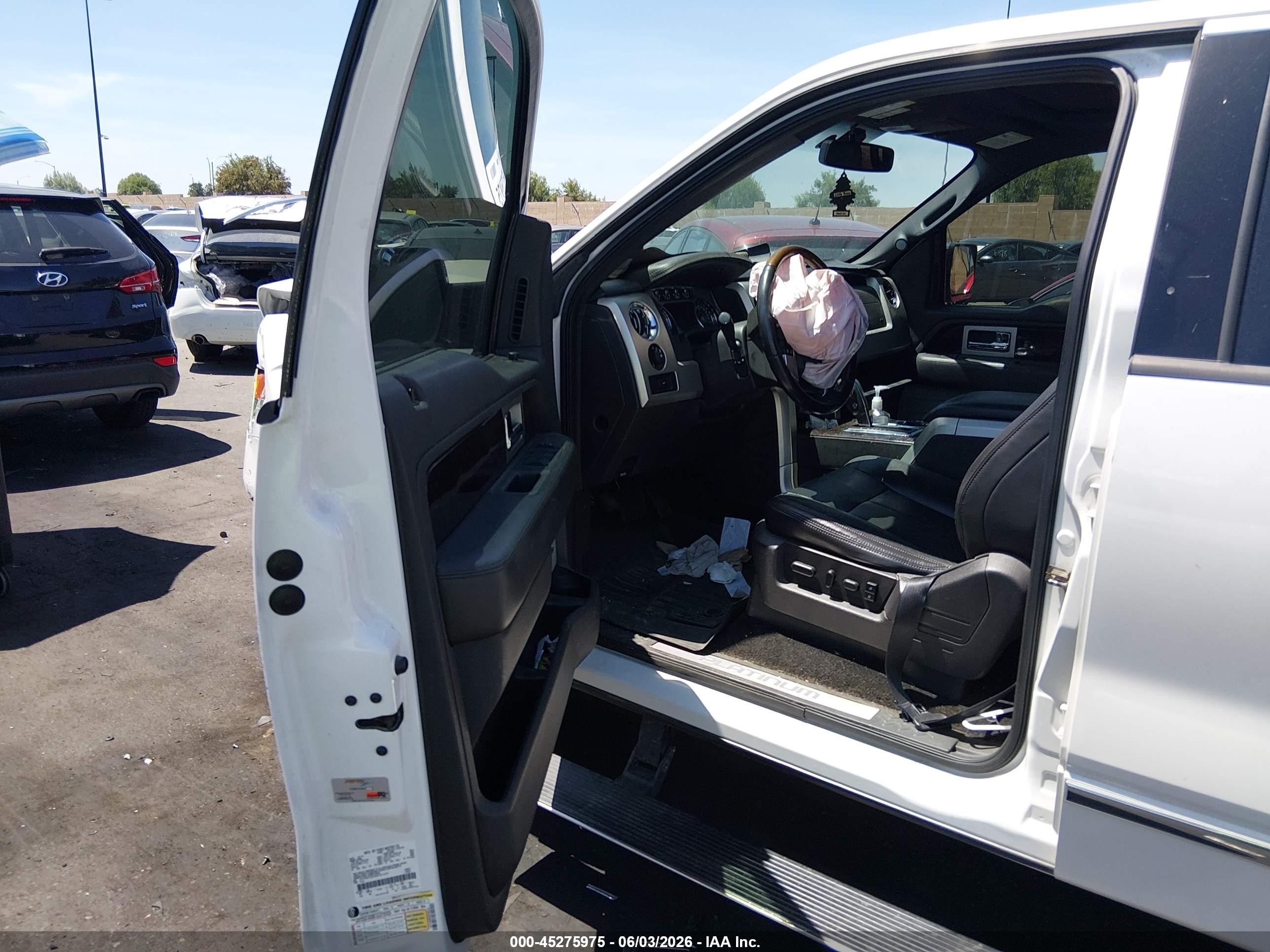2013 Ford F-150 Platinum White vin: 1FTFW1EF2DFD11377