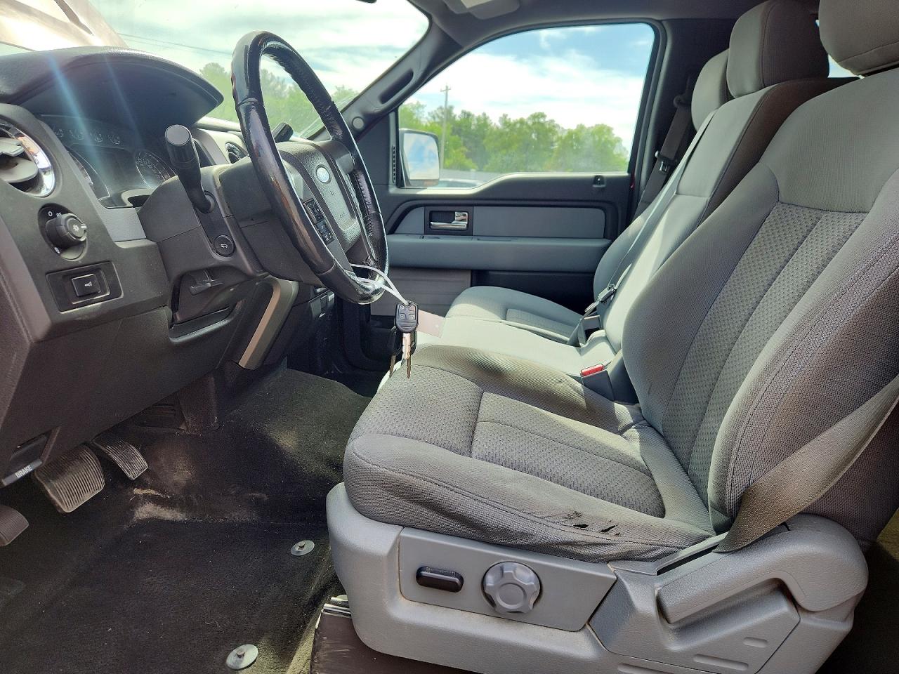 2013 Ford F150 Supercrew Red vin: 1FTFW1EF2DFD38899