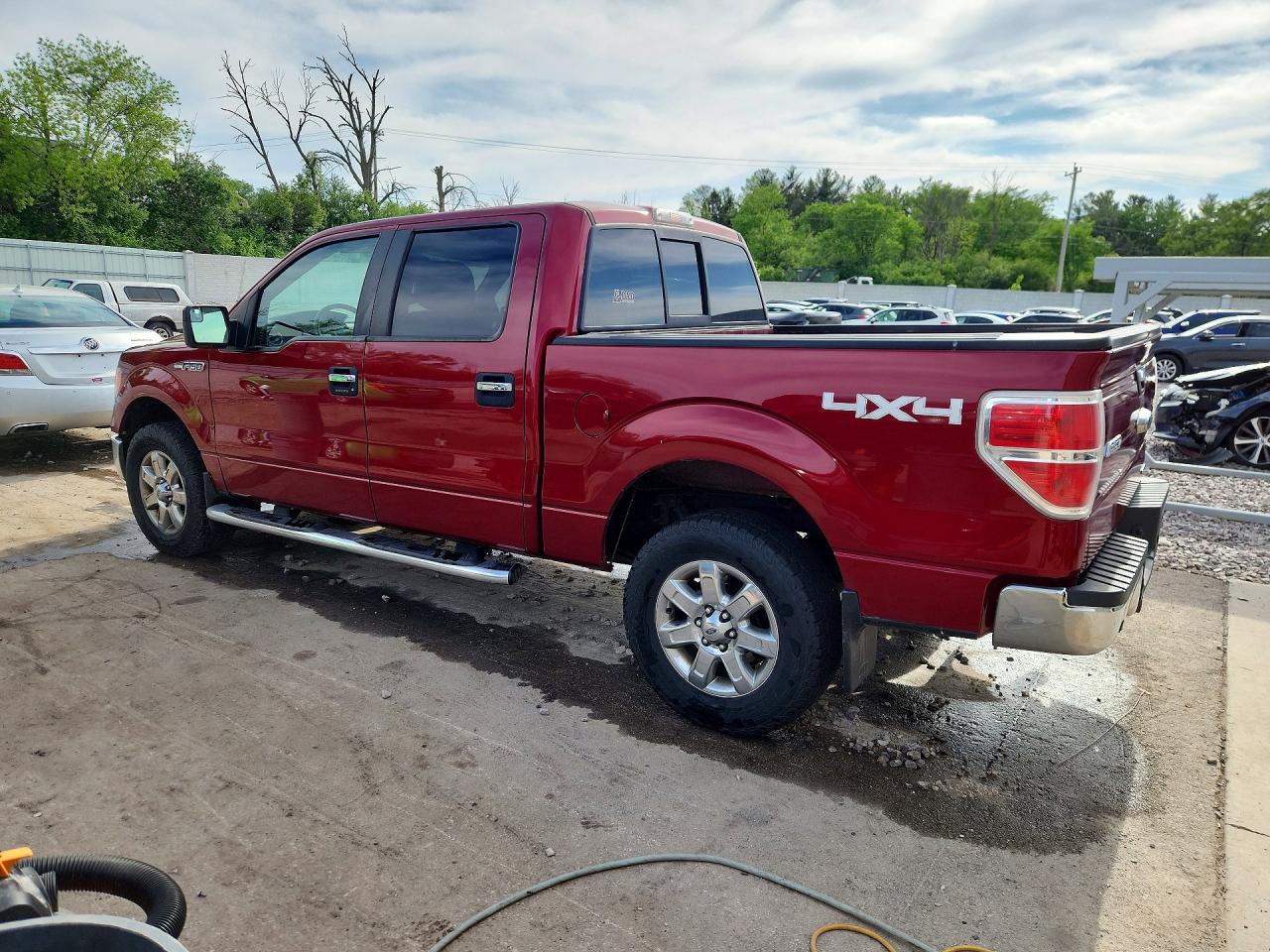 2013 Ford F150 Supercrew Red vin: 1FTFW1EF2DFD38899