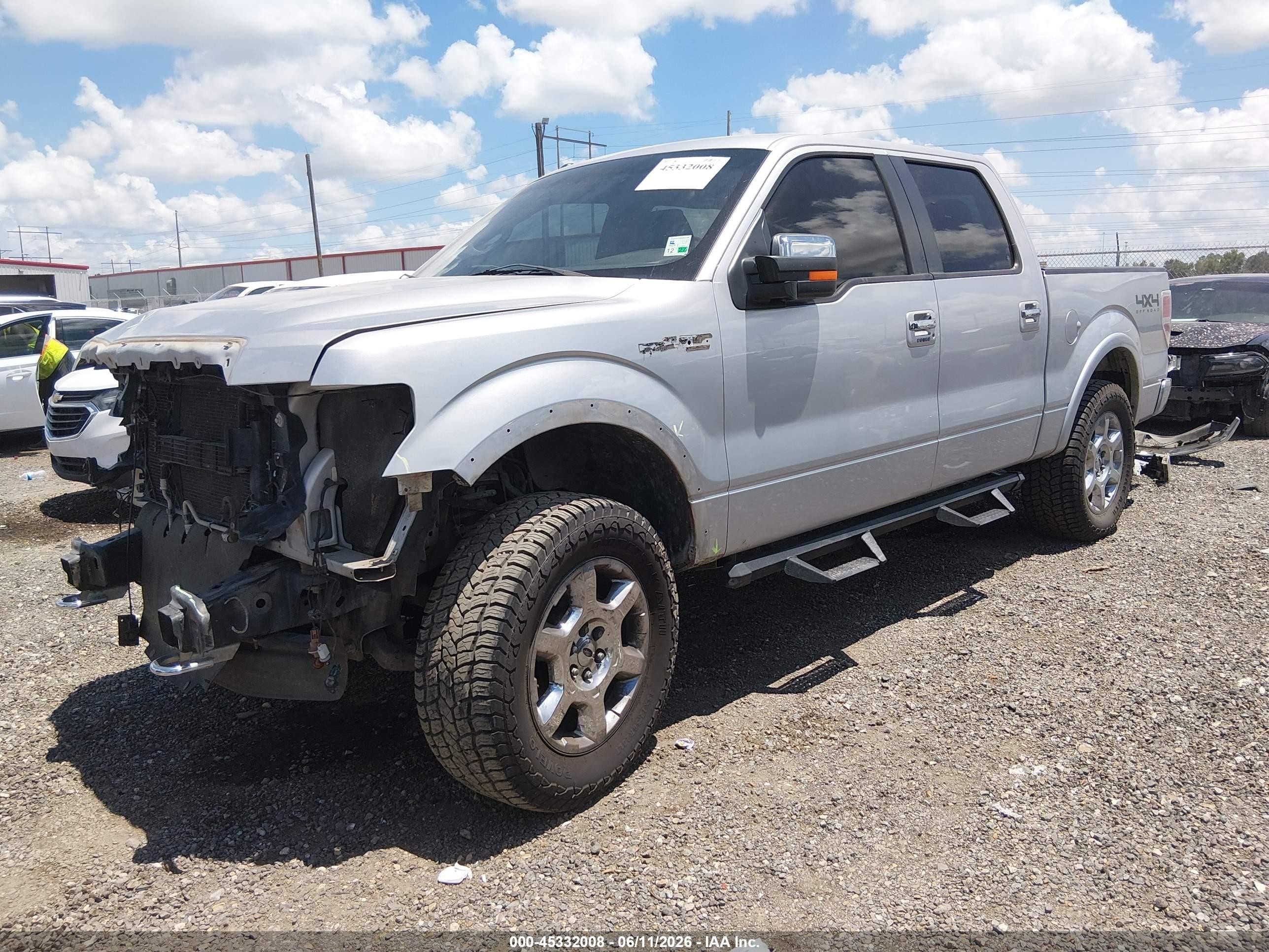 2014 Ford F-150 Lariat Silver vin: 1FTFW1EF2EFA35798