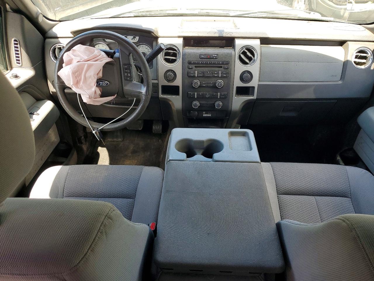 2014 Ford F150 Supercrew White vin: 1FTFW1EF2EFA87609