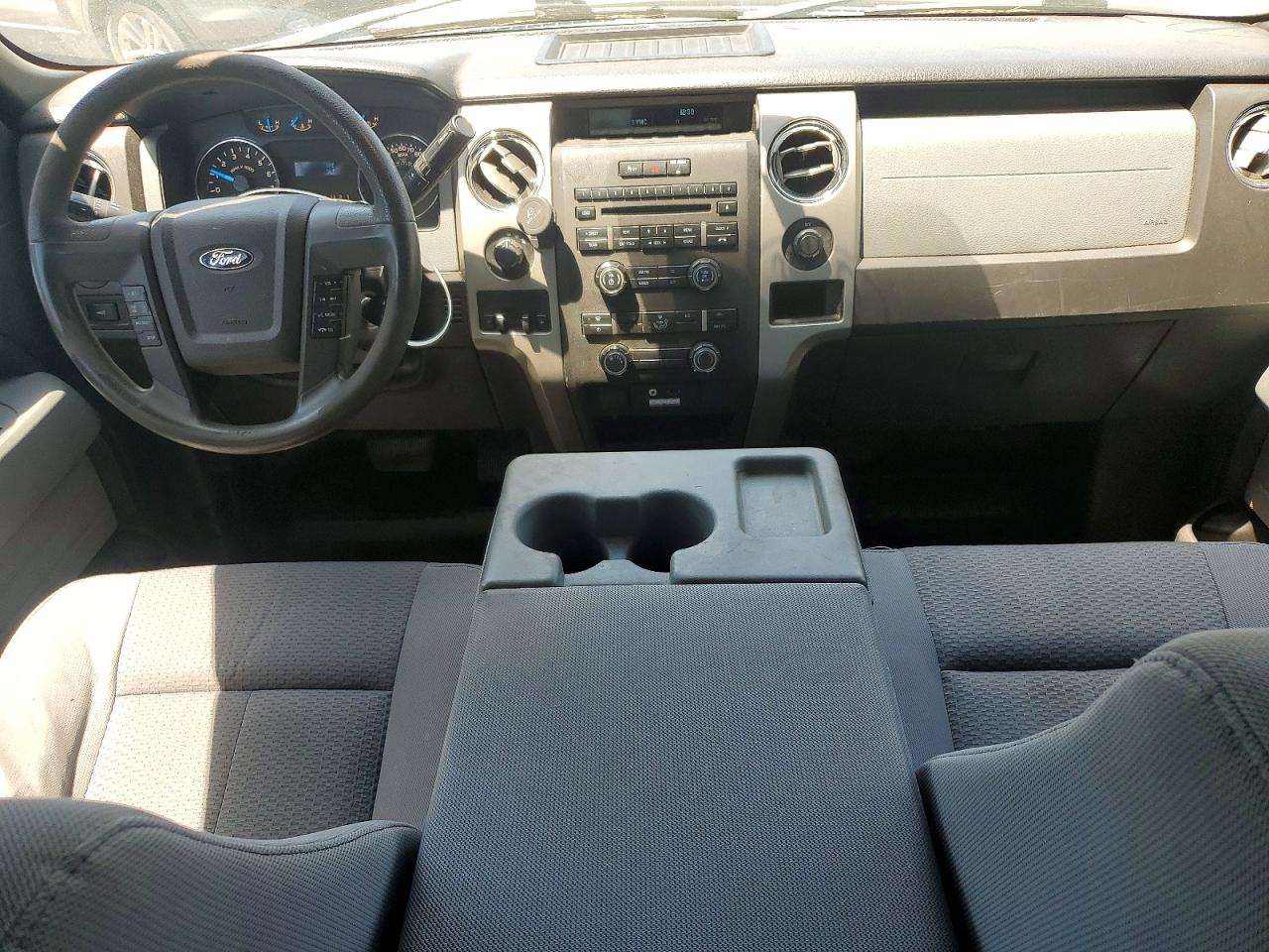 2014 Ford F150 Supercrew White vin: 1FTFW1EF2EFC53613