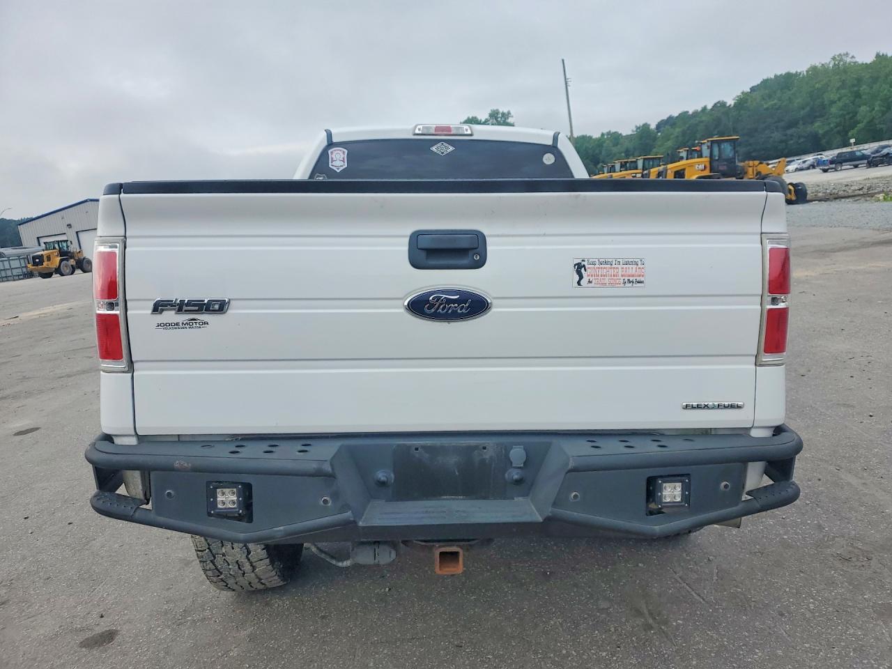 2014 Ford F150 Supercrew White vin: 1FTFW1EF2EFC53613