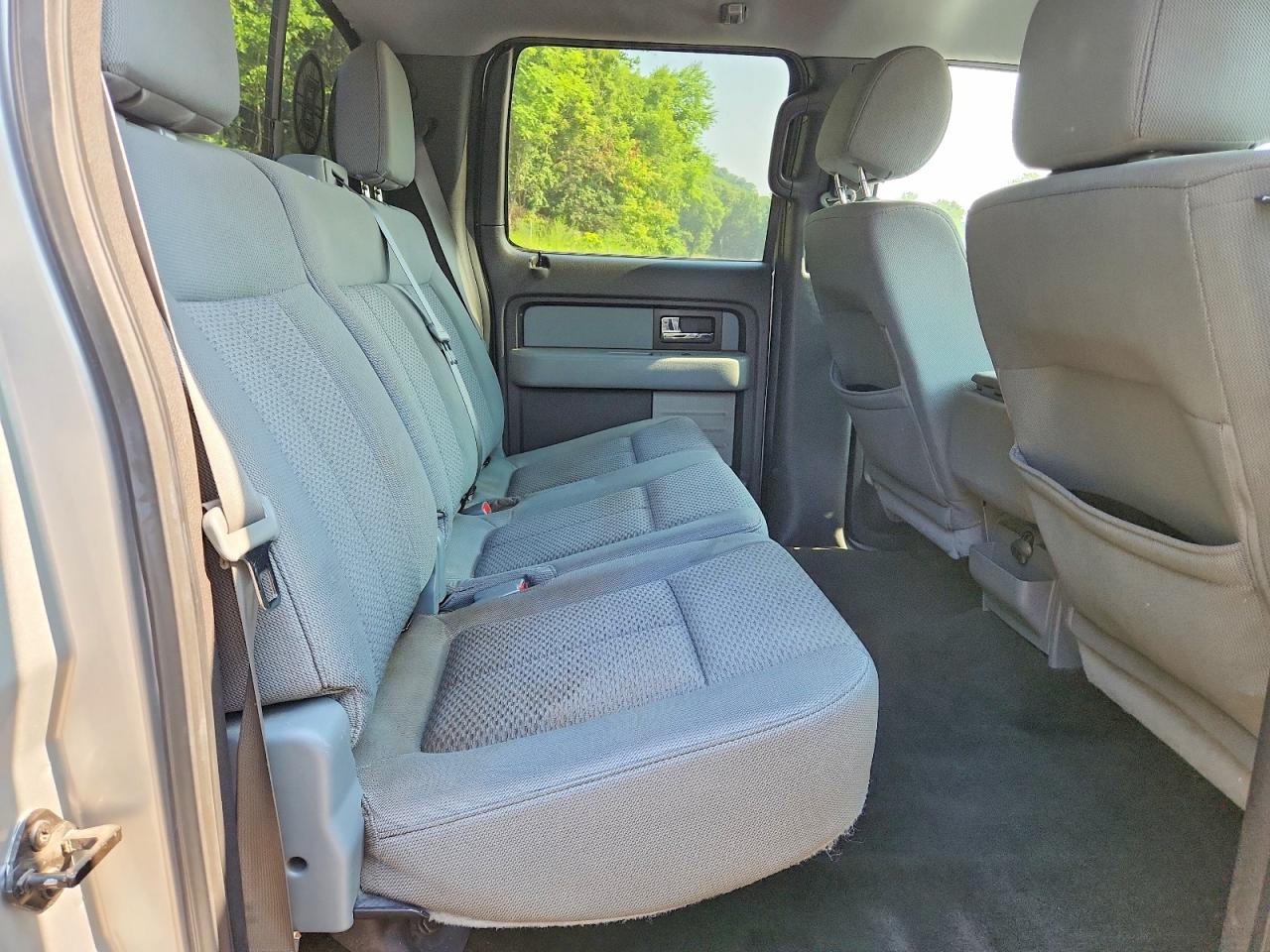 2014 Ford F150 Silver vin: 1FTFW1EF2EFC60464