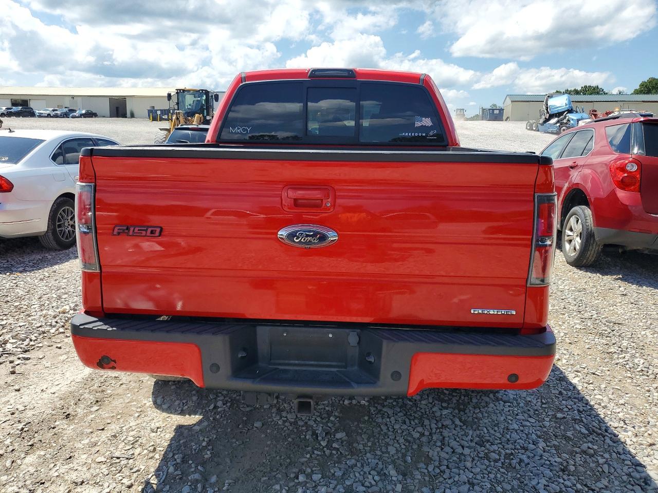 2014 Ford F150 Supercrew Red vin: 1FTFW1EF2EFC91312