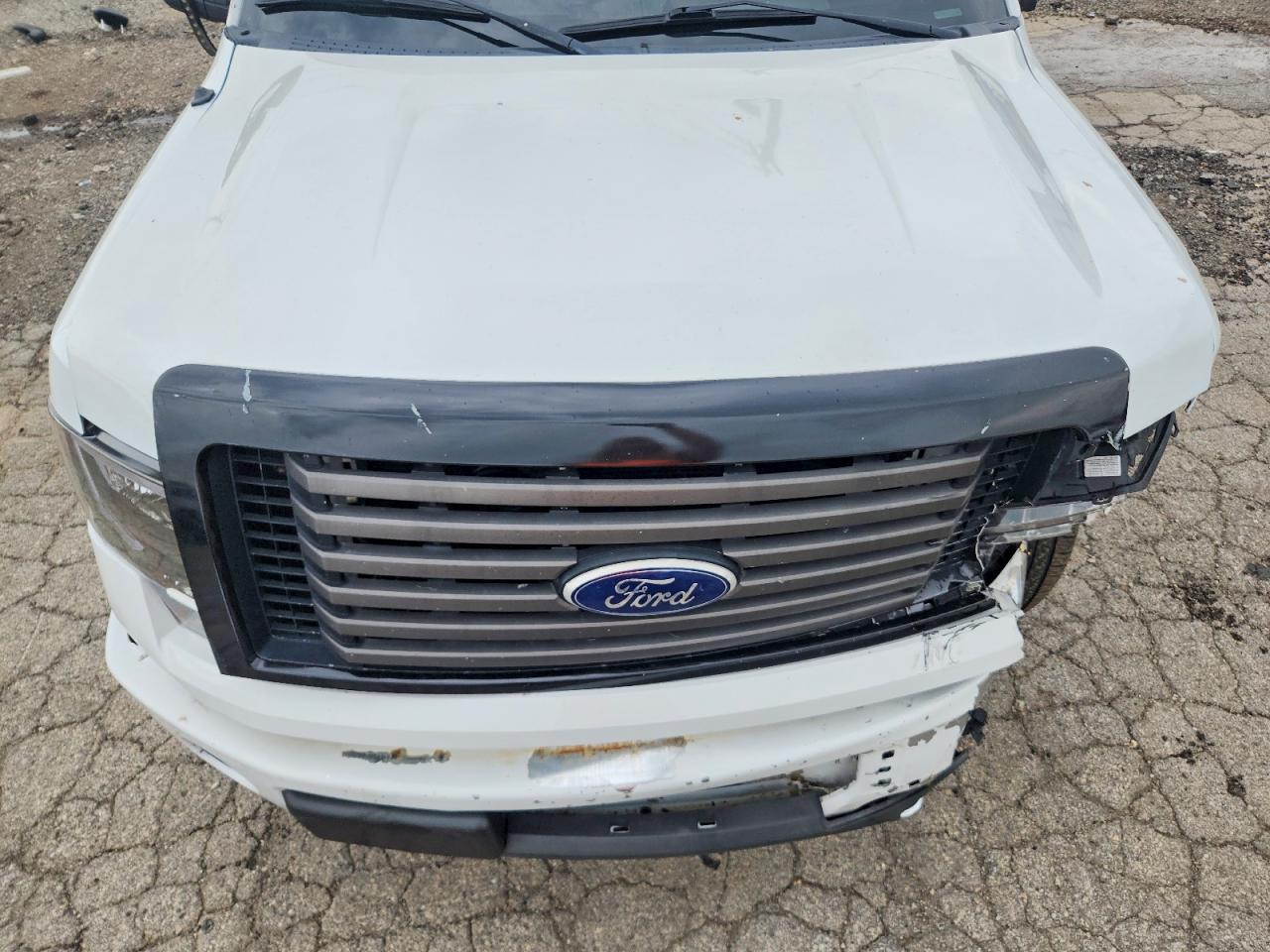 2014 Ford F150 Supercrew White vin: 1FTFW1EF2EFC91536
