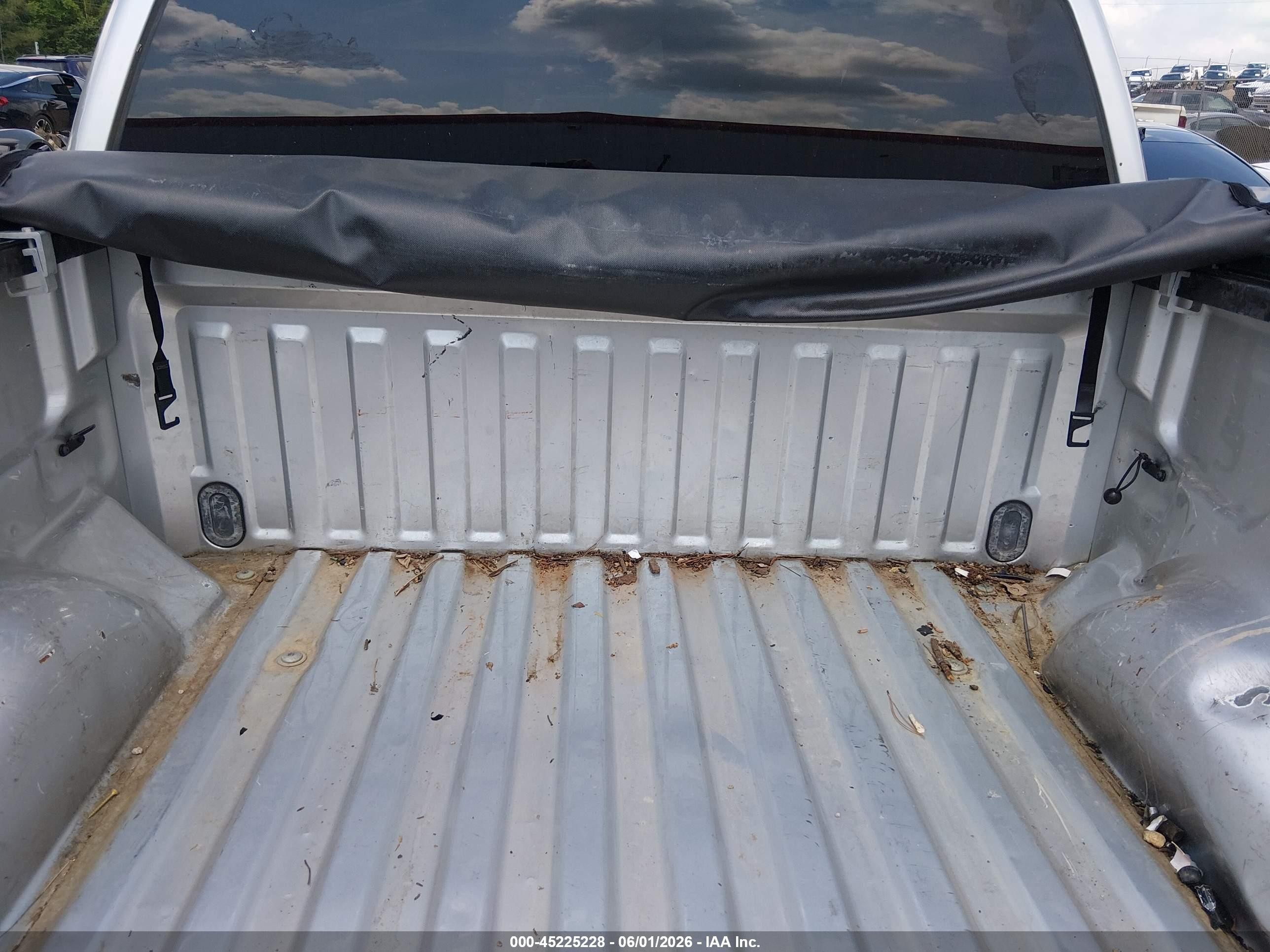 2014 Ford F-150 Xlt Silver vin: 1FTFW1EF2EFD04513