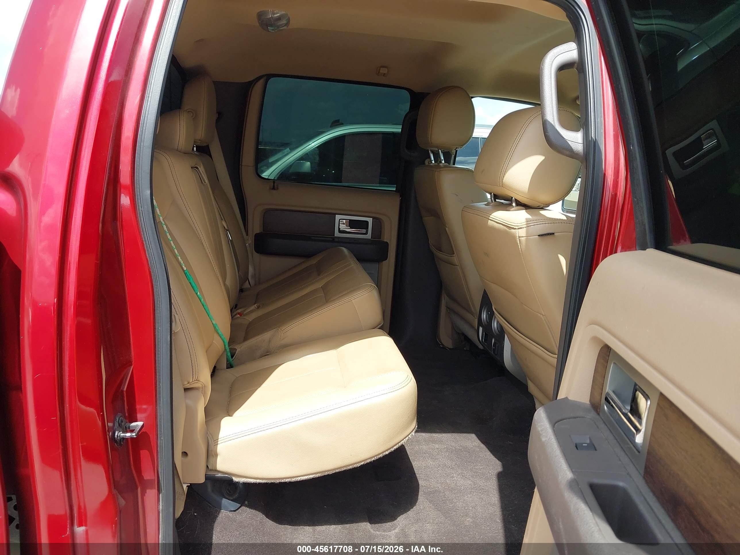 2014 Ford F-150 Lariat Красный vin: 1FTFW1EF2EKD58000
