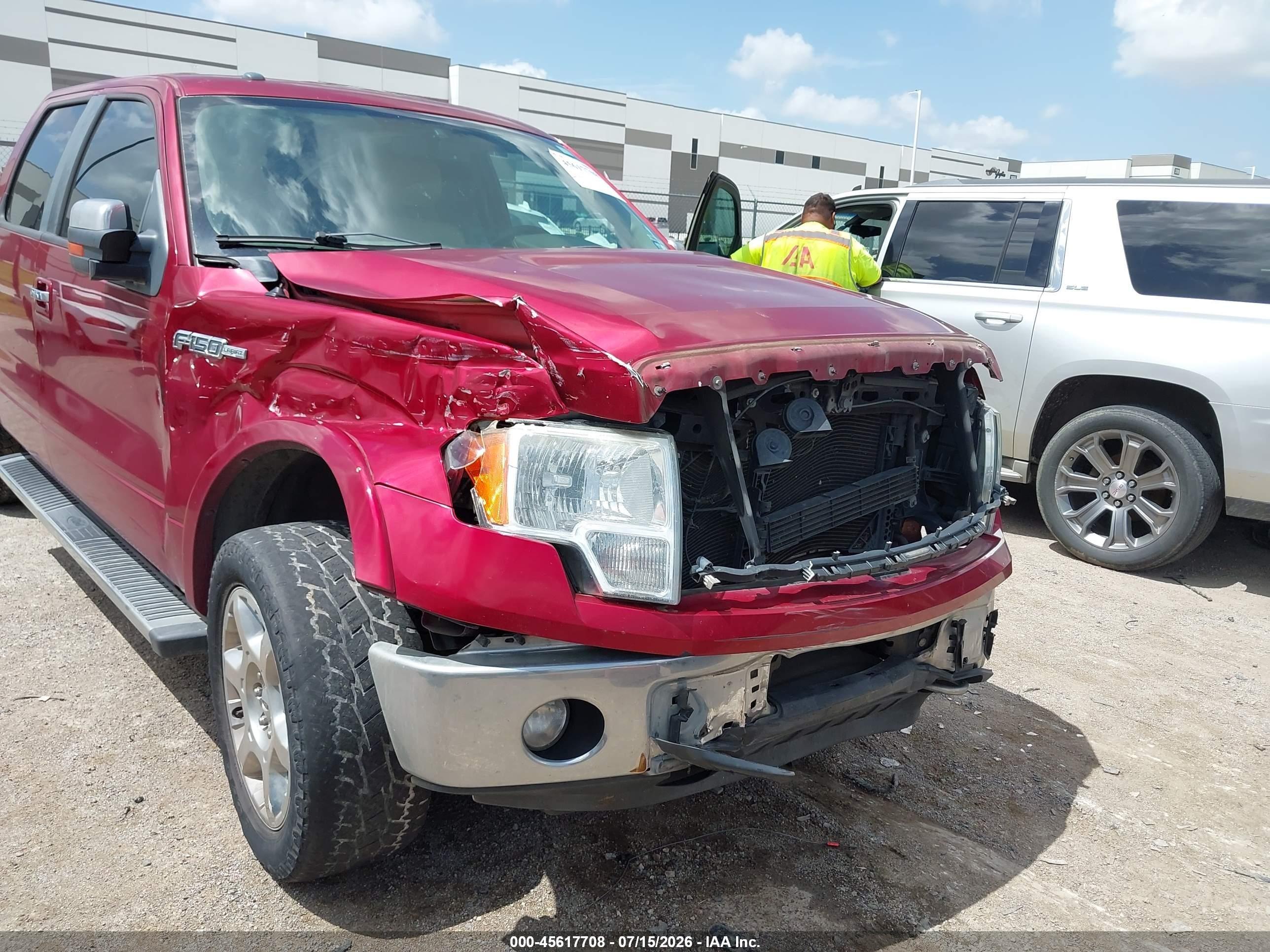 2014 Ford F-150 Lariat Красный vin: 1FTFW1EF2EKD58000