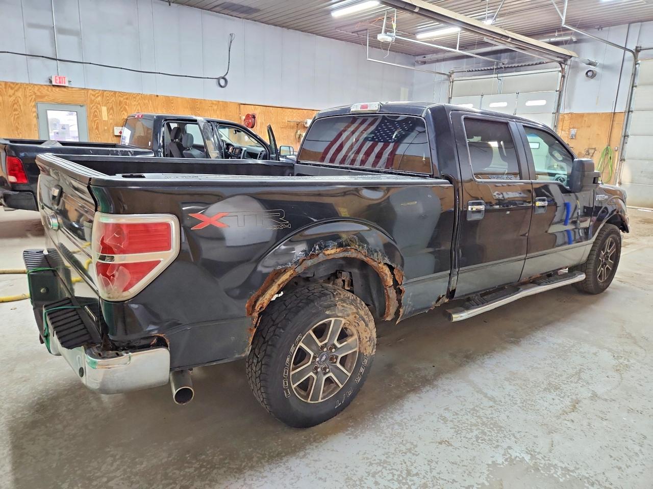 2014 Ford F150 Supercrew Black vin: 1FTFW1EF2EKF83470
