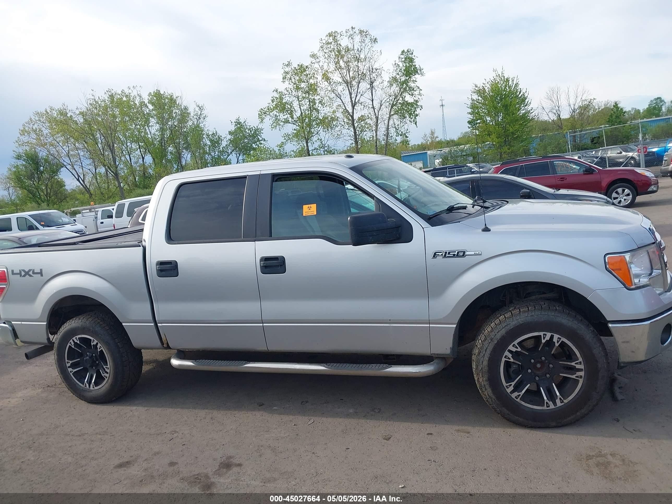 2014 Ford F-150 Xlt Silver vin: 1FTFW1EF2EKG13311