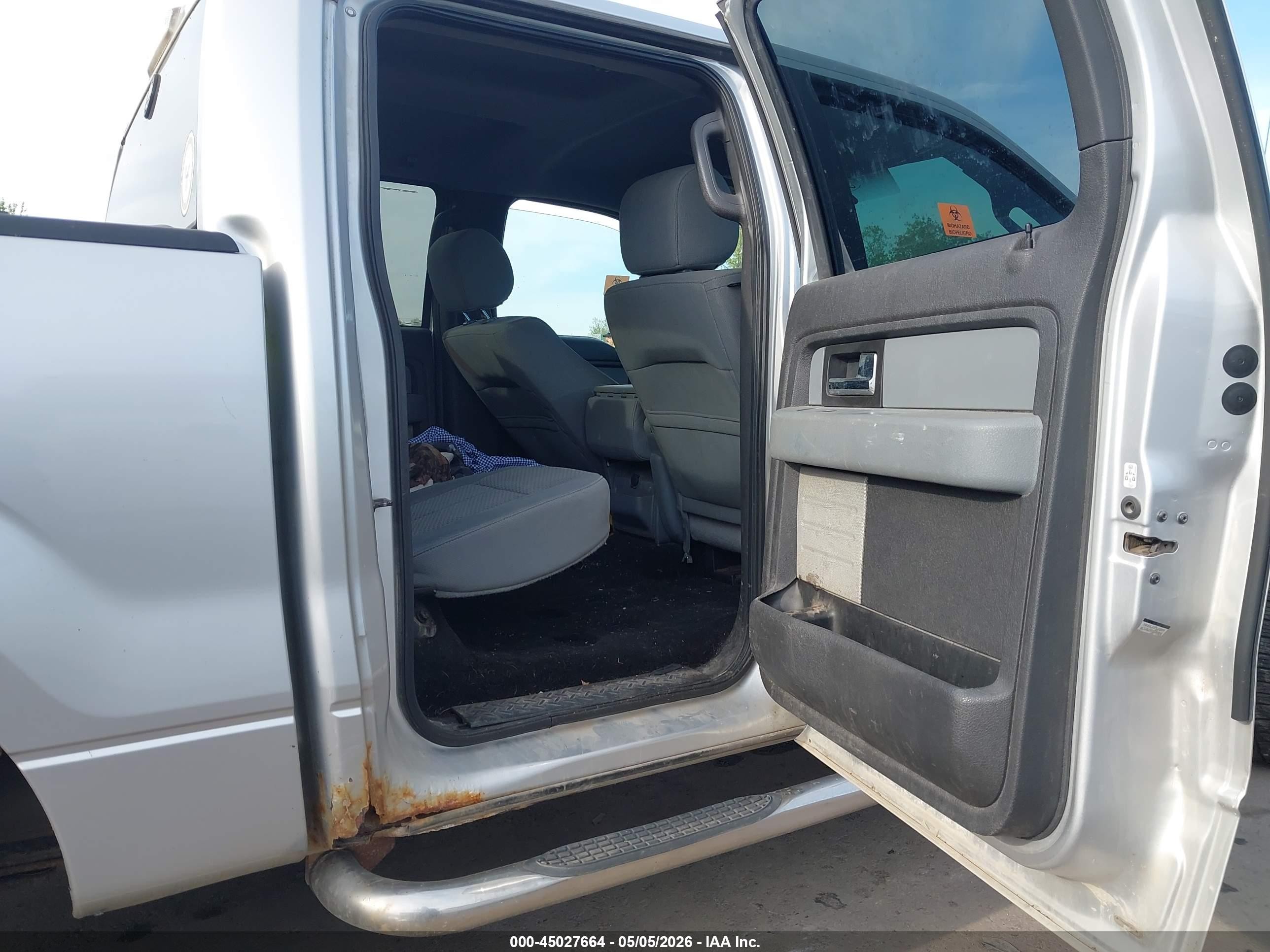 2014 Ford F-150 Xlt Silver vin: 1FTFW1EF2EKG13311