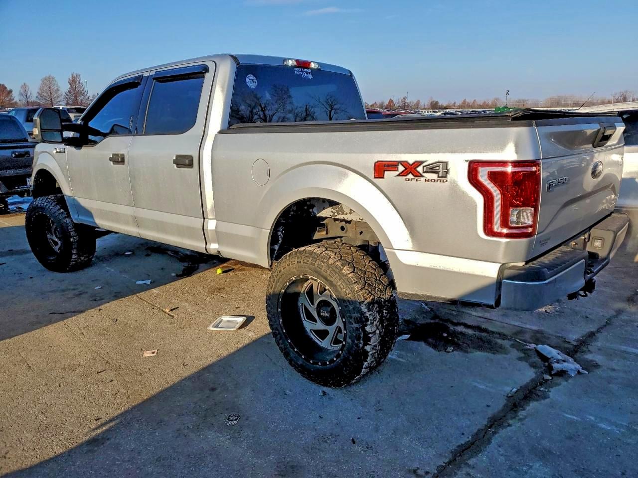 2015 Ford F150 Supercrew Gray vin: 1FTFW1EF2FFA92455