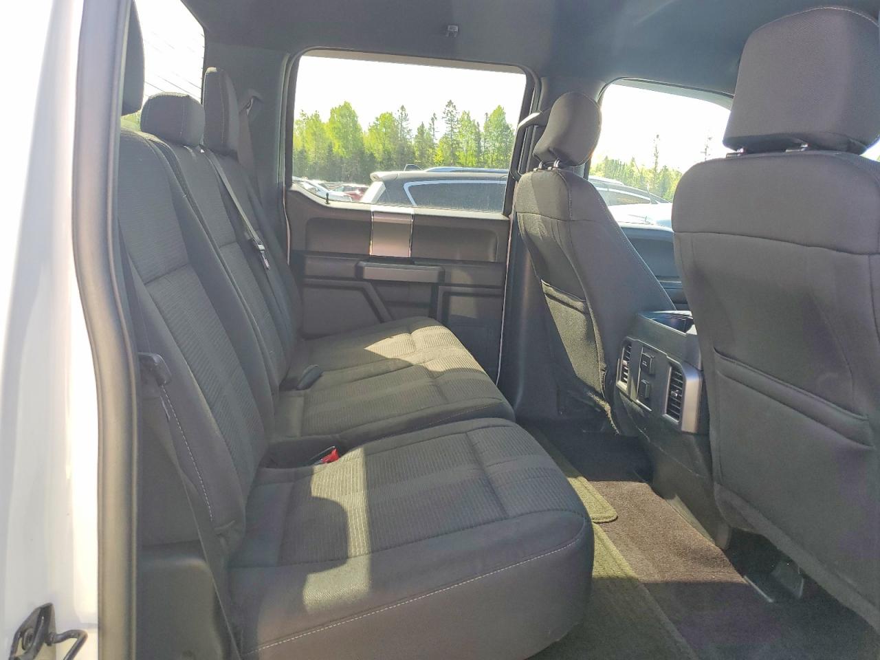 2015 Ford F150 Supercrew White vin: 1FTFW1EF2FFB72242