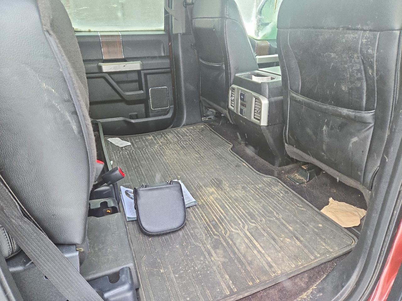 2015 Ford F150 Supercrew Burgundy vin: 1FTFW1EF2FFC40572