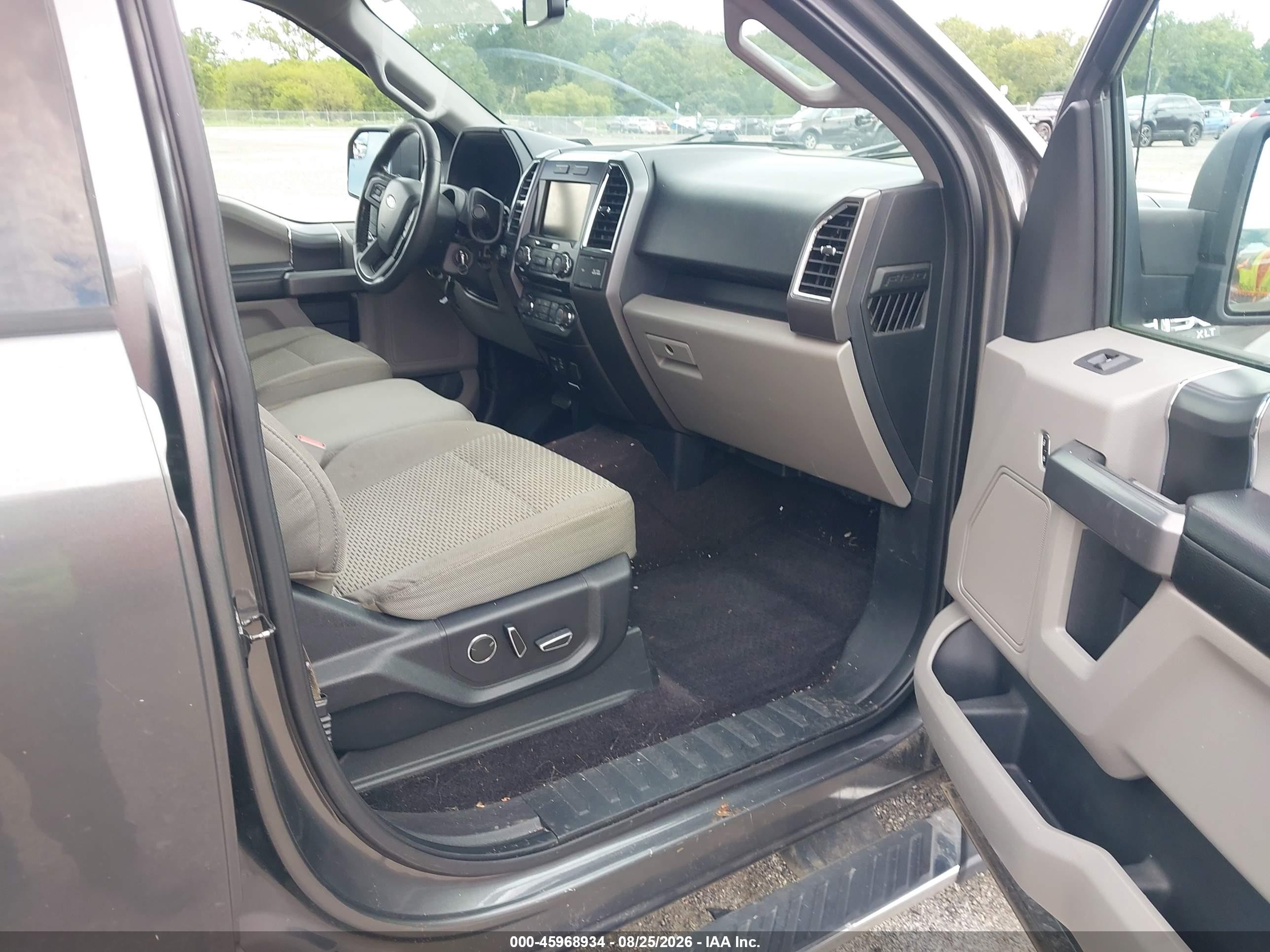2015 Ford F-150 Xlt Серый vin: 1FTFW1EF2FKF11301