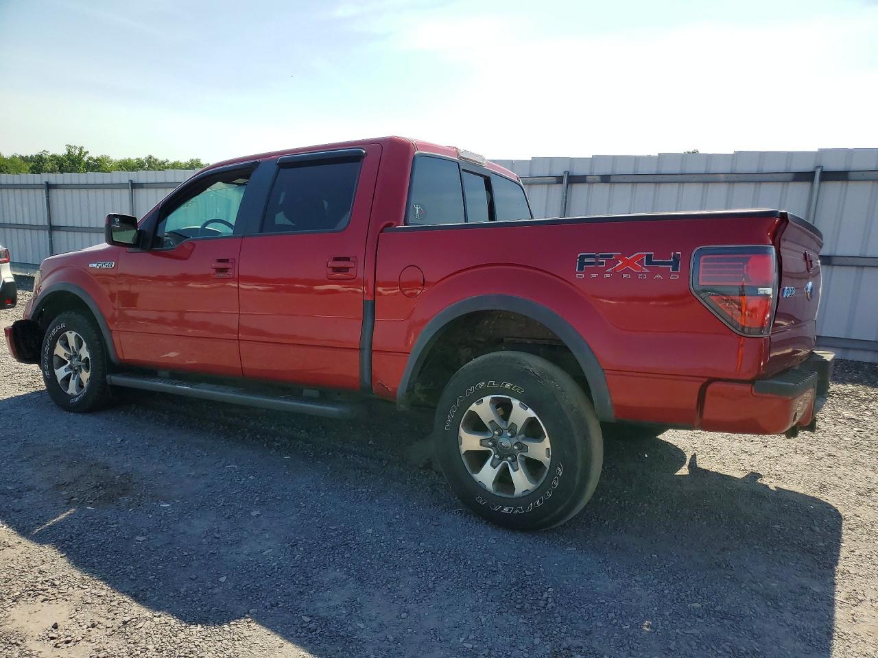 2011 Ford F150 Supercrew Red vin: 1FTFW1EF3BFA67834