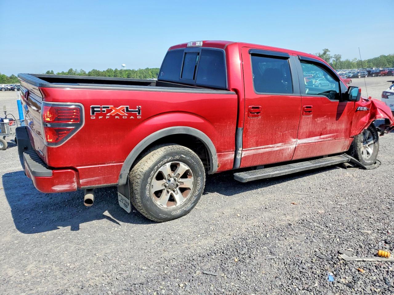 2011 Ford F150 Supercrew Red vin: 1FTFW1EF3BFA67834