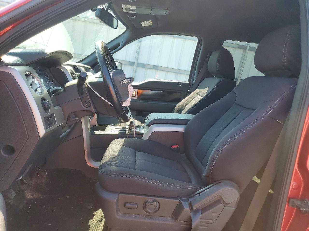 2011 Ford F150 Supercrew Red vin: 1FTFW1EF3BFA67834