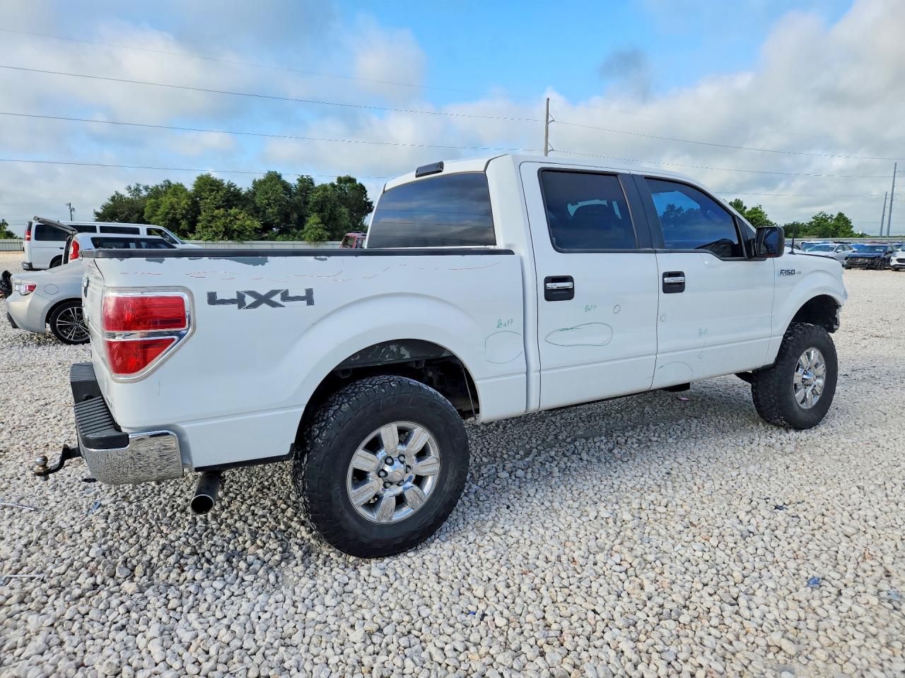 2011 Ford F150 Supercrew White vin: 1FTFW1EF3BKD64819