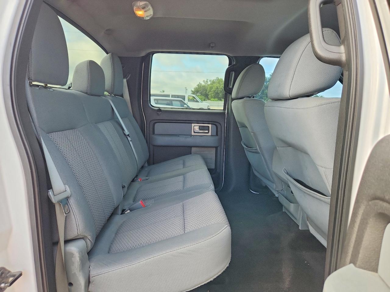 2011 Ford F150 Supercrew White vin: 1FTFW1EF3BKD64819