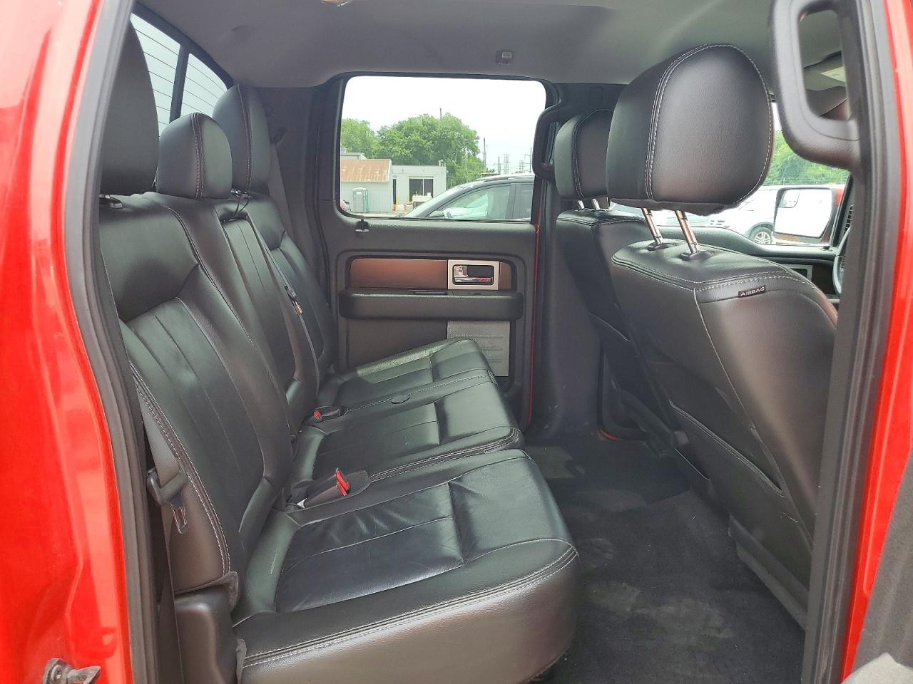 2012 Ford F150 Red vin: 1FTFW1EF3CFD04937
