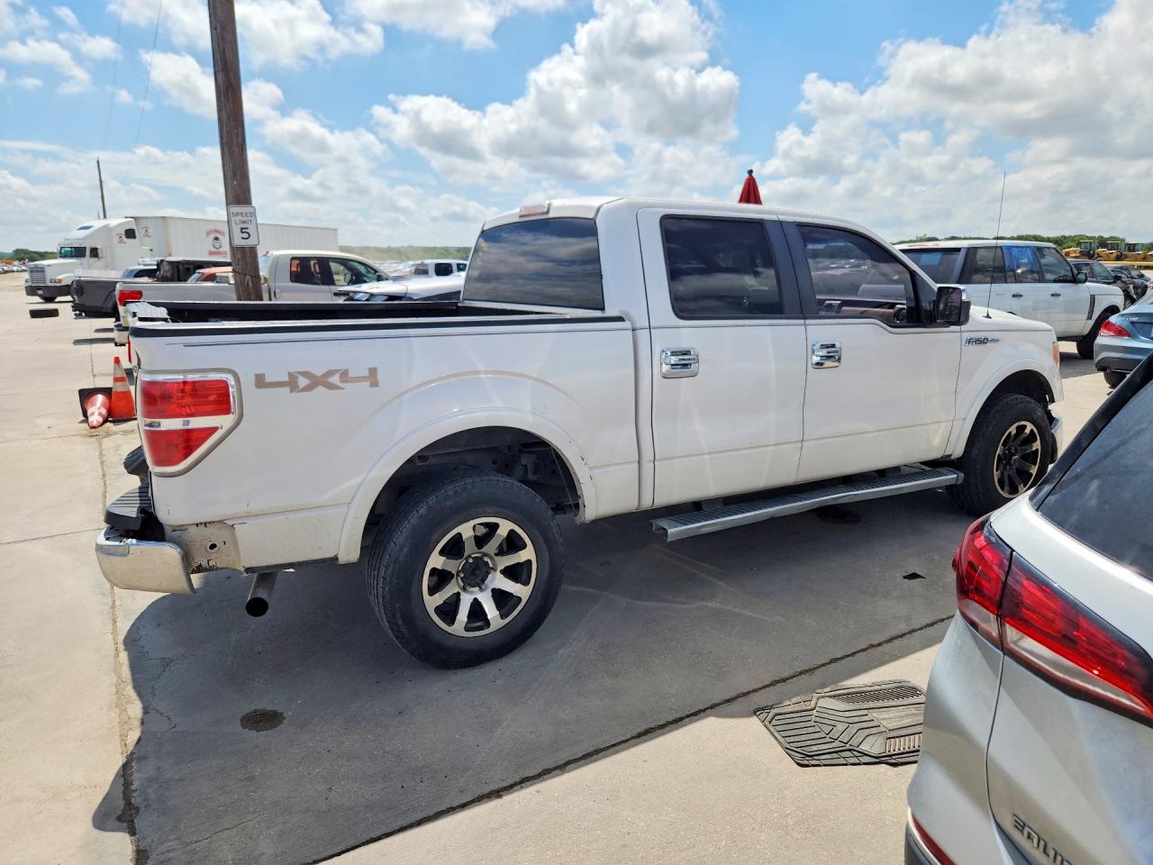 2012 Ford F150 Supercrew Белый vin: 1FTFW1EF3CKE05130